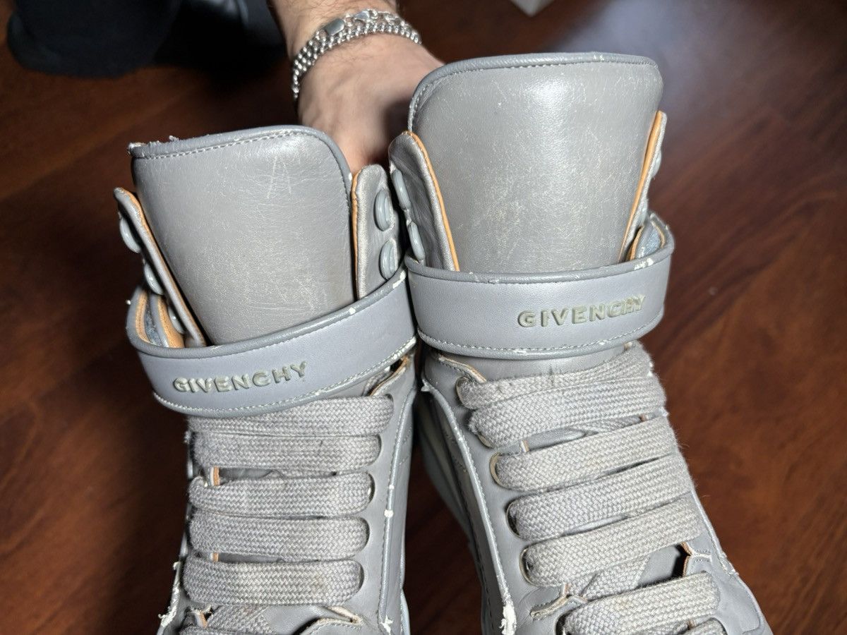 Givenchy Givenchy hi top tyson sneakers Size US 8 / EU 41 - 8 Thumbnail