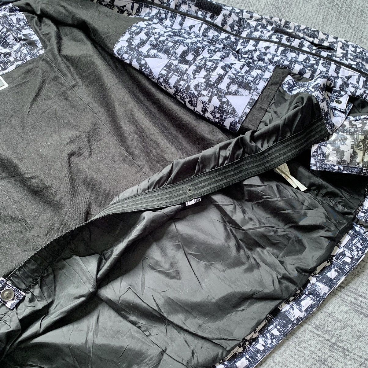 Other Graver Creek Multipocket Tactical Abstract Design Jacket Size US L / EU 52-54 / 3 - 13 Thumbnail
