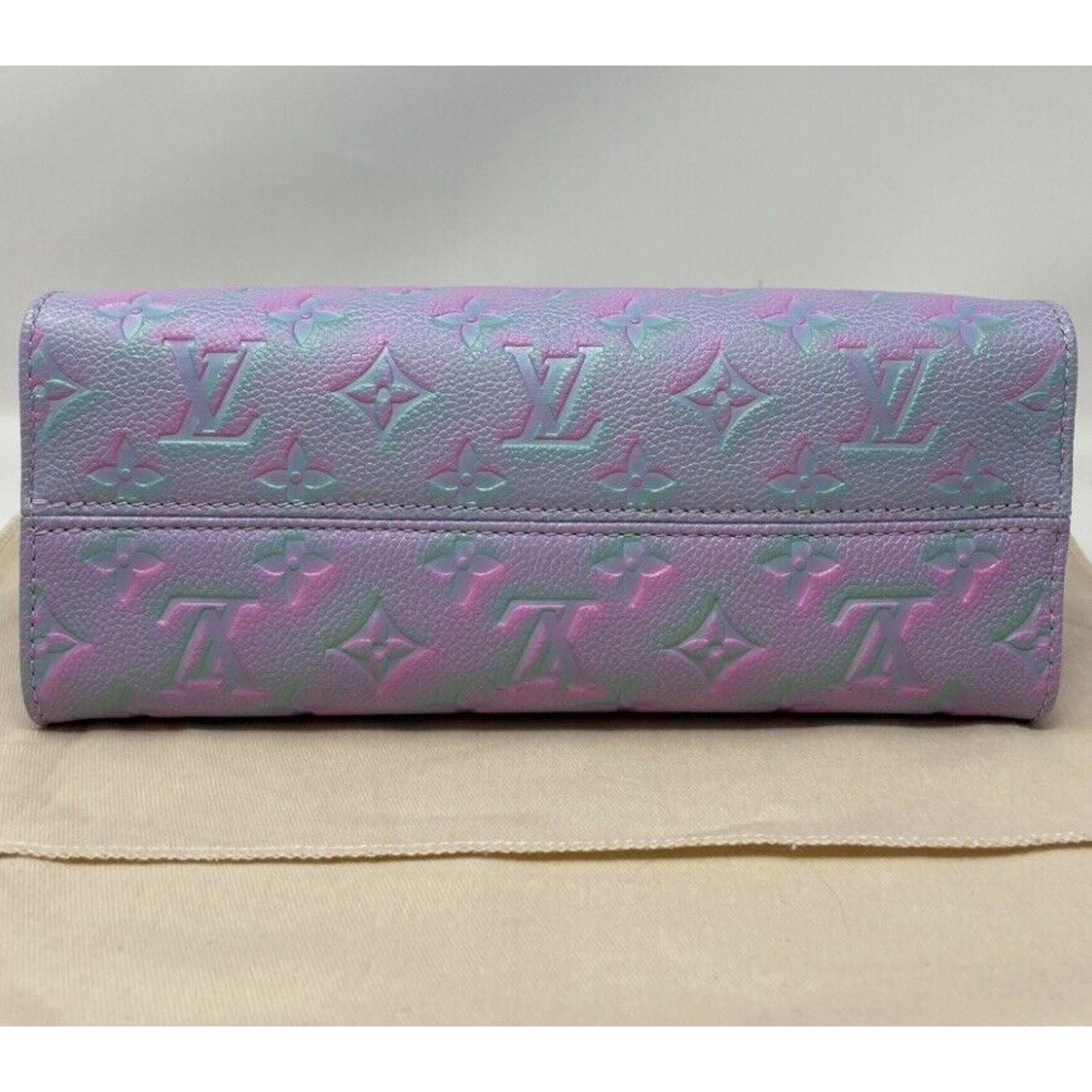 Louis Vuitton Louis Vuitton OnTheGo PM tote 2022 Stardust Lilas Purple Size ONE SIZE - 9 Thumbnail