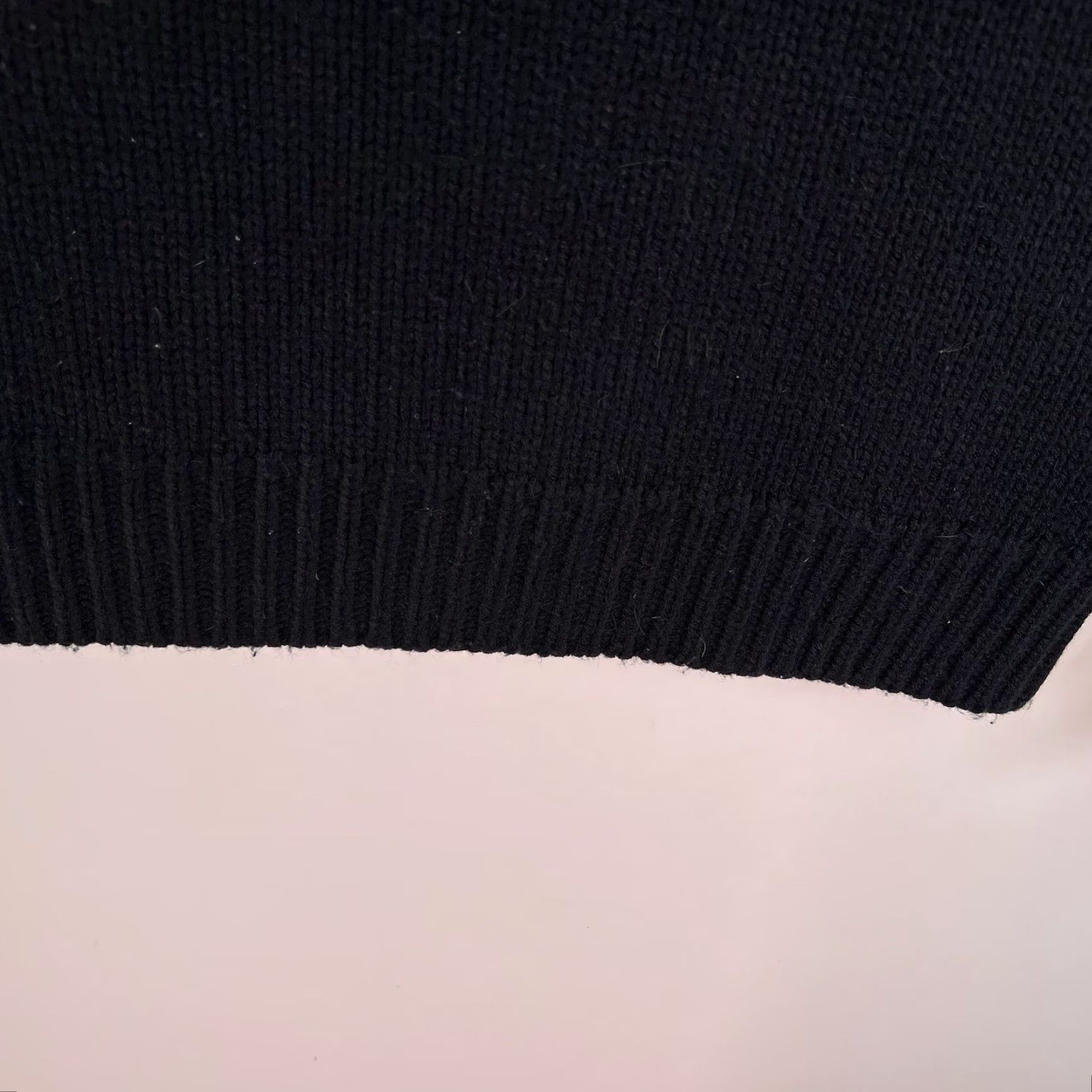 Vintage VINTAGE St. John's Bay Black Geometric Sweater Womens Size L Mock Neck Chunky-Knit Winter Size L / US 10 / IT 46 - 4 Thumbnail