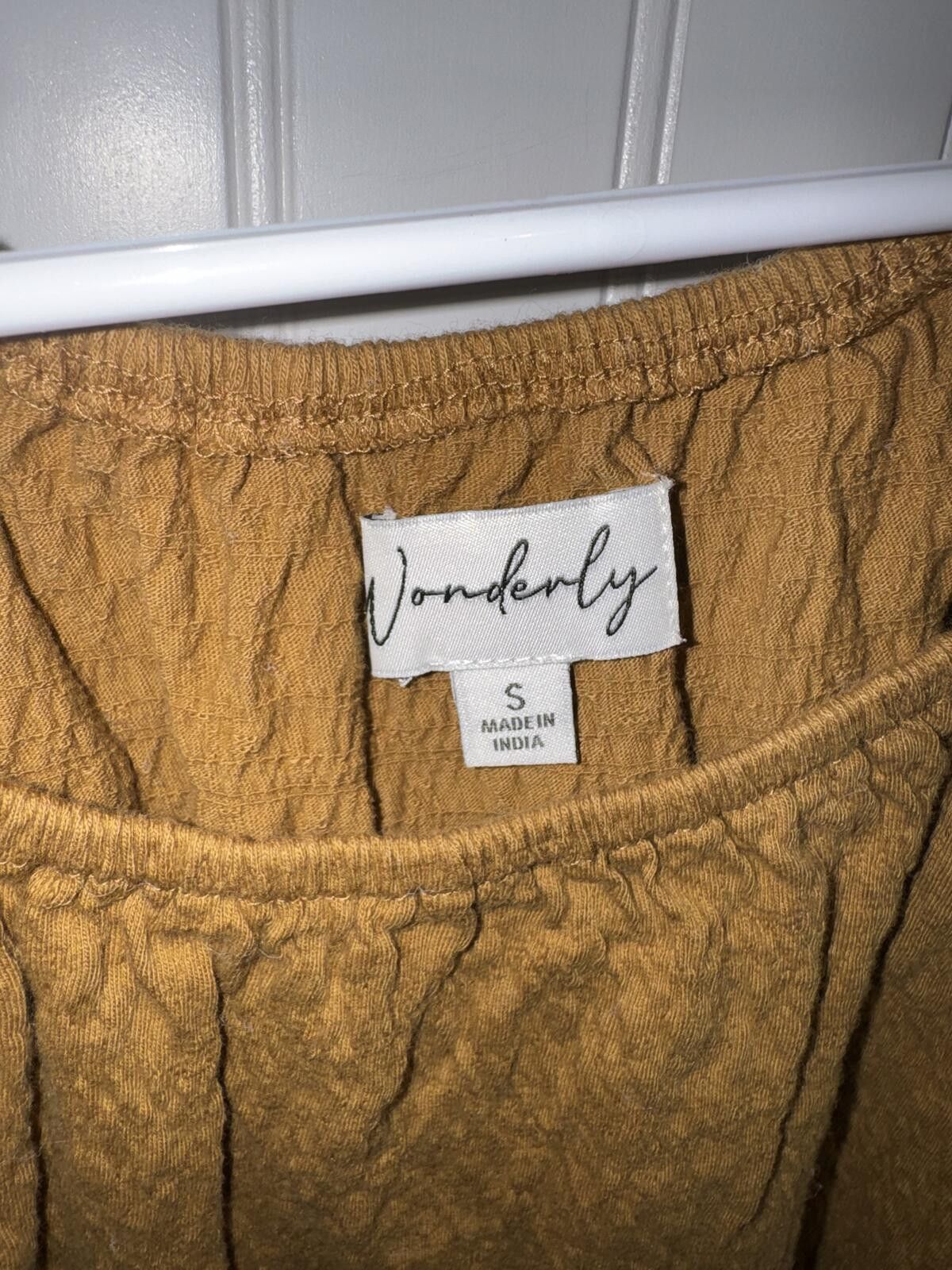 Cosmic Wonder Wonderly Mustard Textured Short Sleeve Blouse Size S Size S / US 4 / IT 40 - 3 Thumbnail