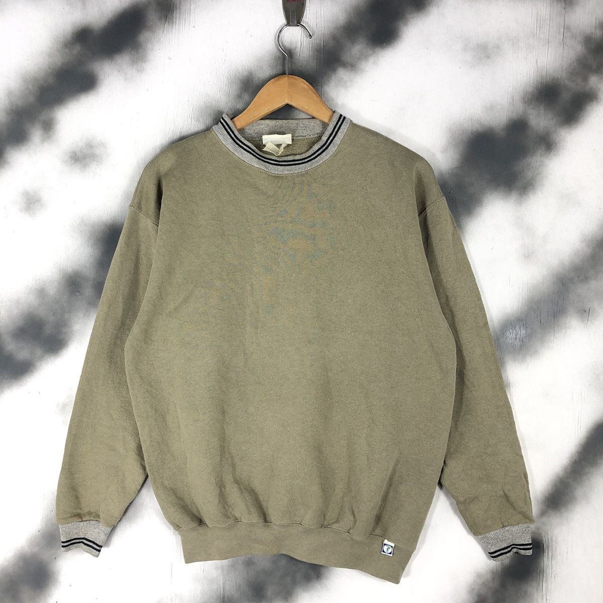 Vintage Vintage Discuss Athletic Sweatshirt Size US M / EU 48-50 / 2 - 1 Thumbnail