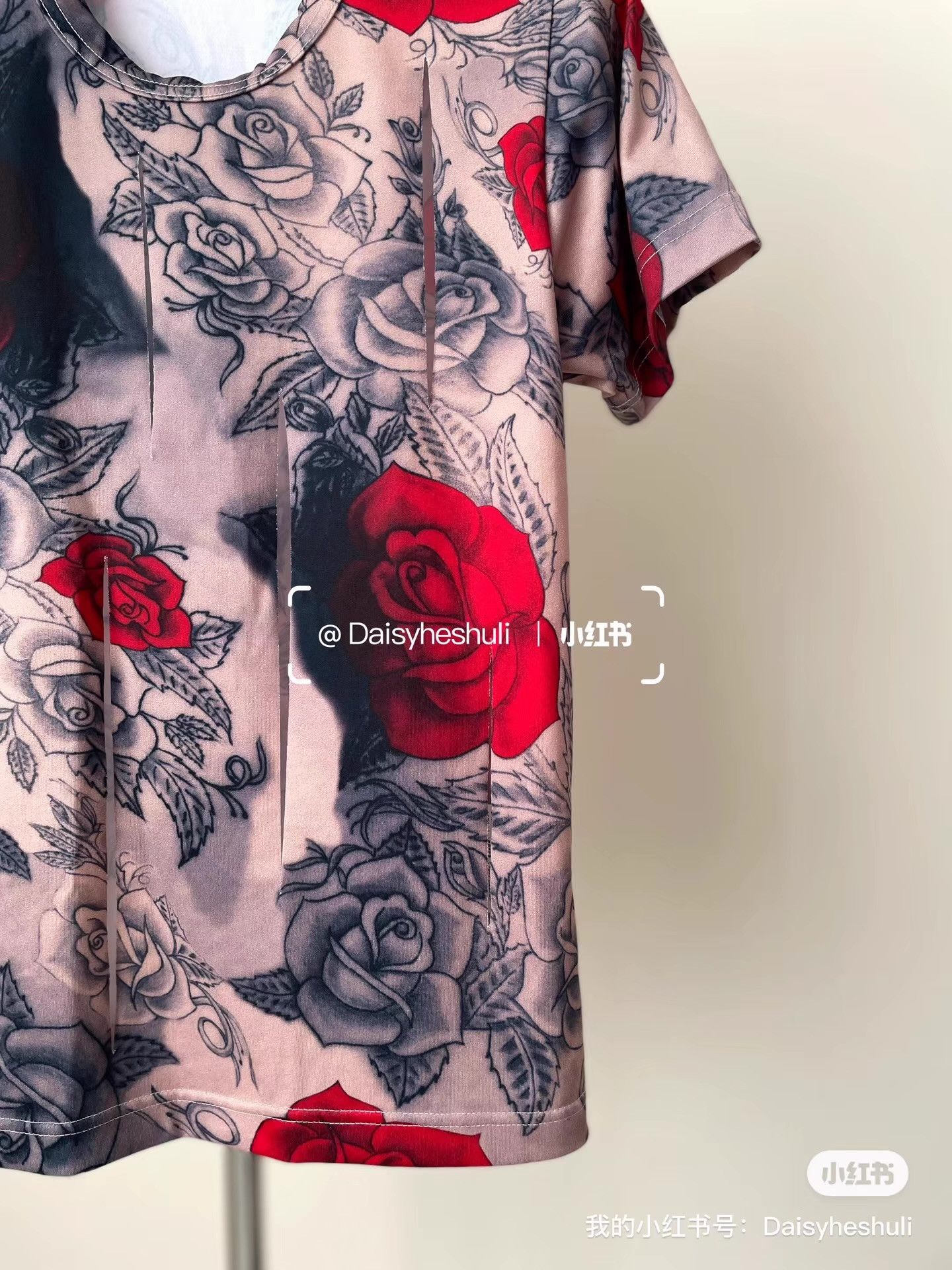 Comme des Garcons Comme des Garçons Ripped Short-Sleeve T-shirt。Ｑ24 Size XS / US 0-2 / IT 36-38 - 3 Thumbnail