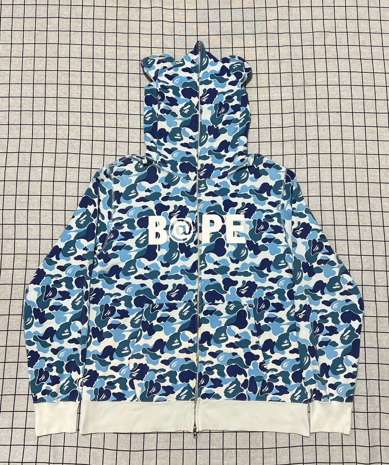 Bape Bape Collab Camo White Light Jacket xxl Men Size US XXL / EU 58 / 5 - 1 Thumbnail
