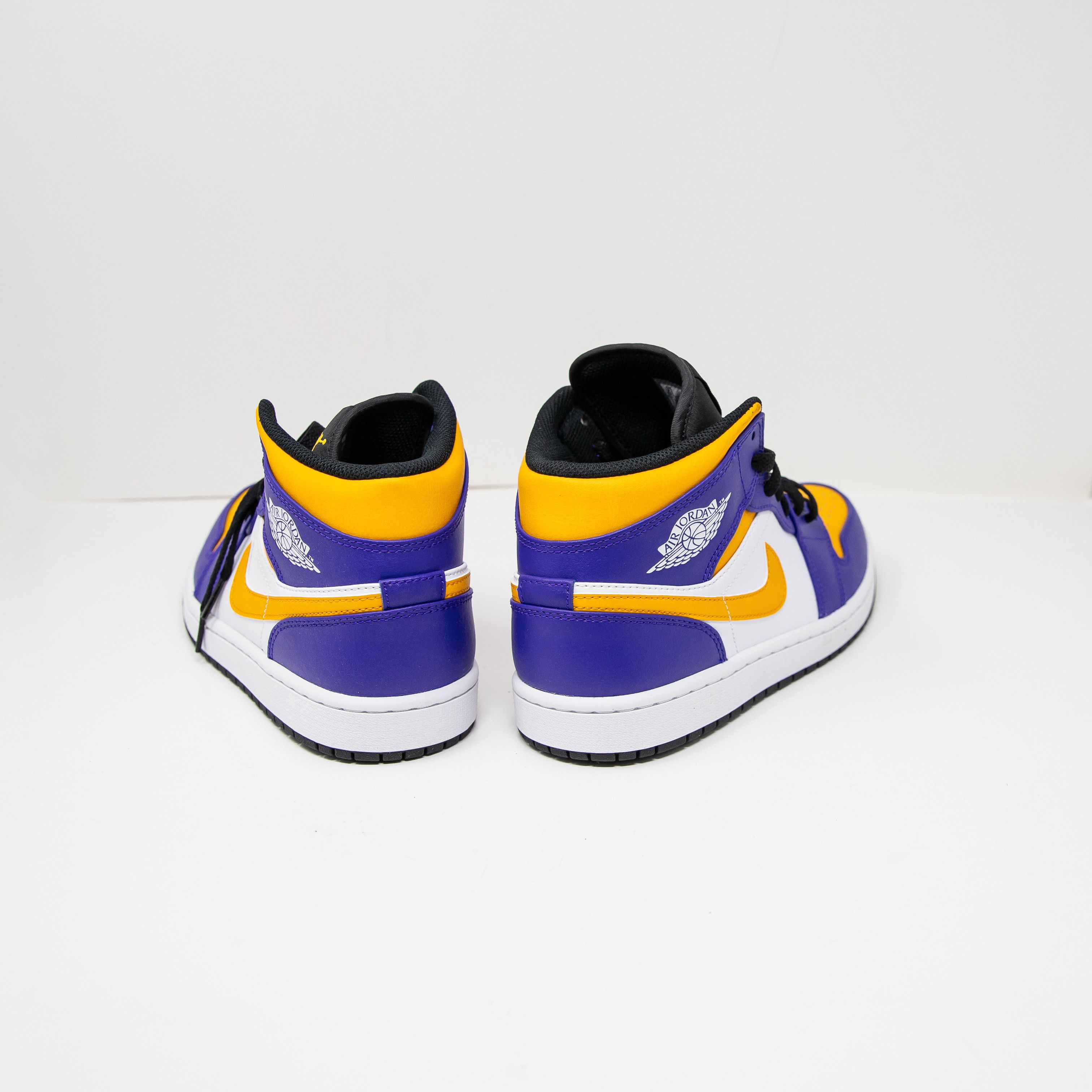 Nike NEW Nike Air Jordan 1 Mid Top Leather Size US 7.5 / IT 37.5 - 3 Thumbnail