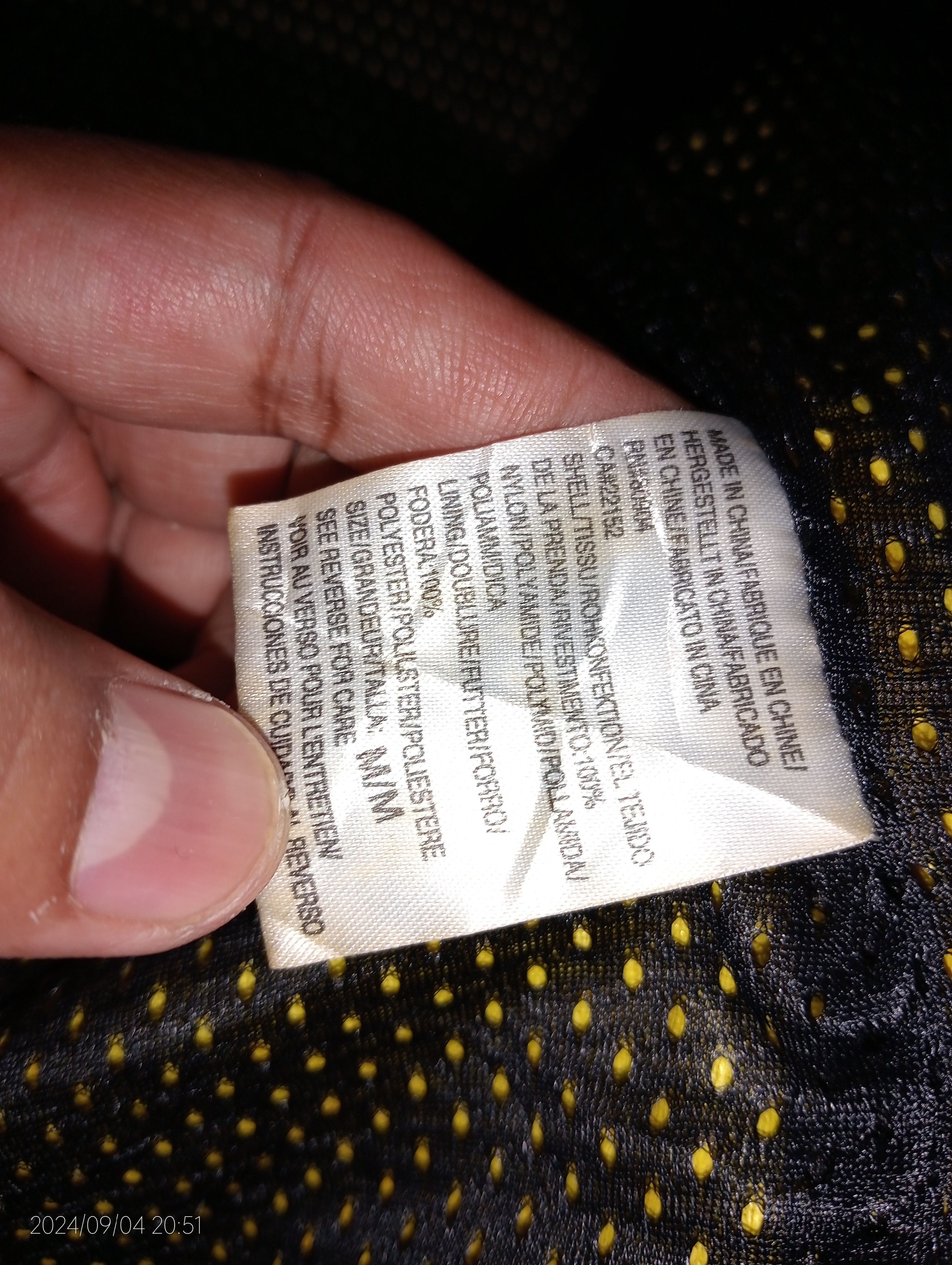 Ferrari VTG 1998 Ferrari Light Yellow Licence Windbreaker Very Rare Size US M / EU 48-50 / 2 - 23 Thumbnail