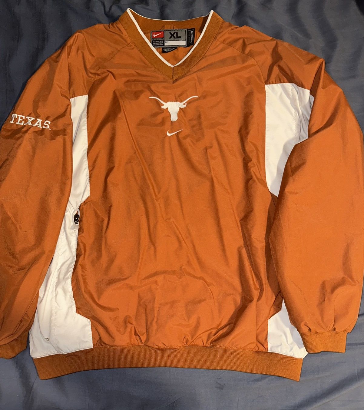 Nike × Vintage Nike Vintage Longhorns center logo crewneck Size US XL / EU 56 / 4 - 1 Thumbnail