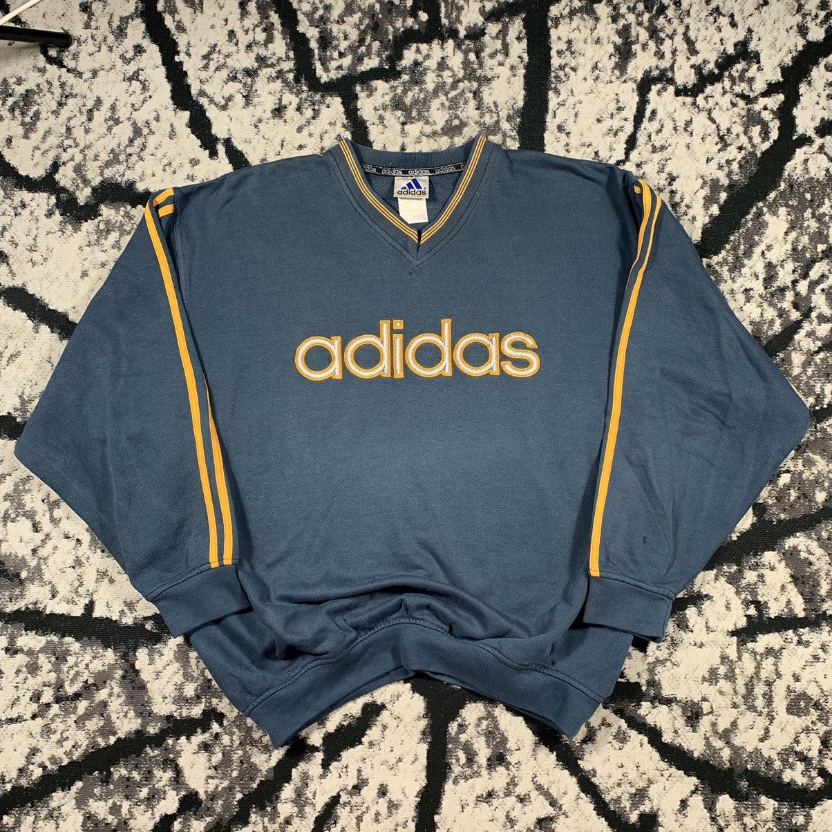 Adidas × Vintage Vintage Adidas Sweatshirt Crewneck Boxy Big Logo Faded Baggy Size US M / EU 48-50 / 2 - 1 Thumbnail