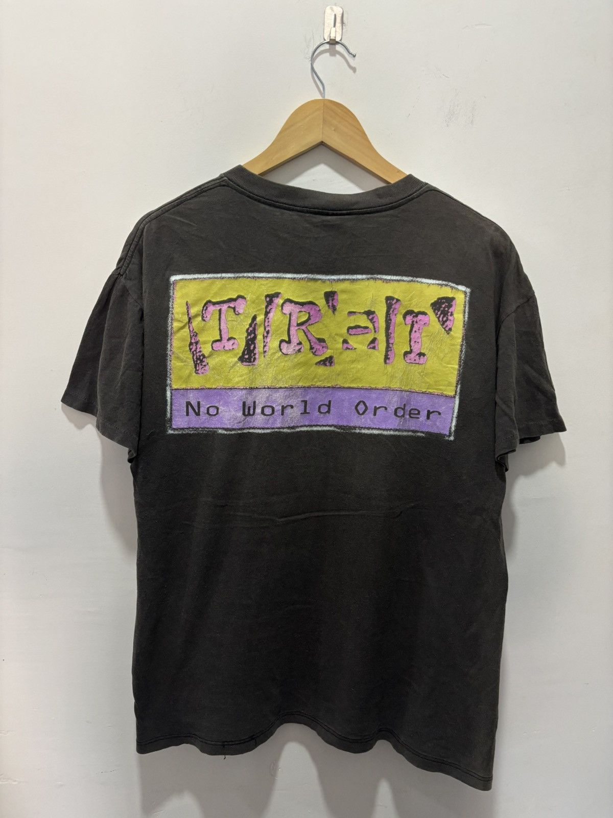 Band Tees Vintage Troi No World Order Tshirt Size US L / EU 52-54 / 3 - 2 Thumbnail