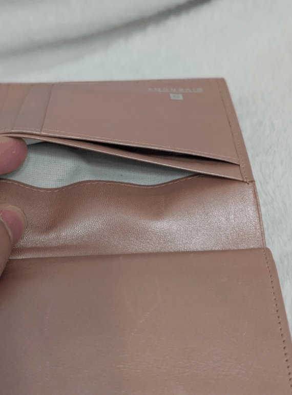 Givenchy Authentic Givenchy Metallic Pearl Pink Leather Wallet Size ONE SIZE - 8 Thumbnail