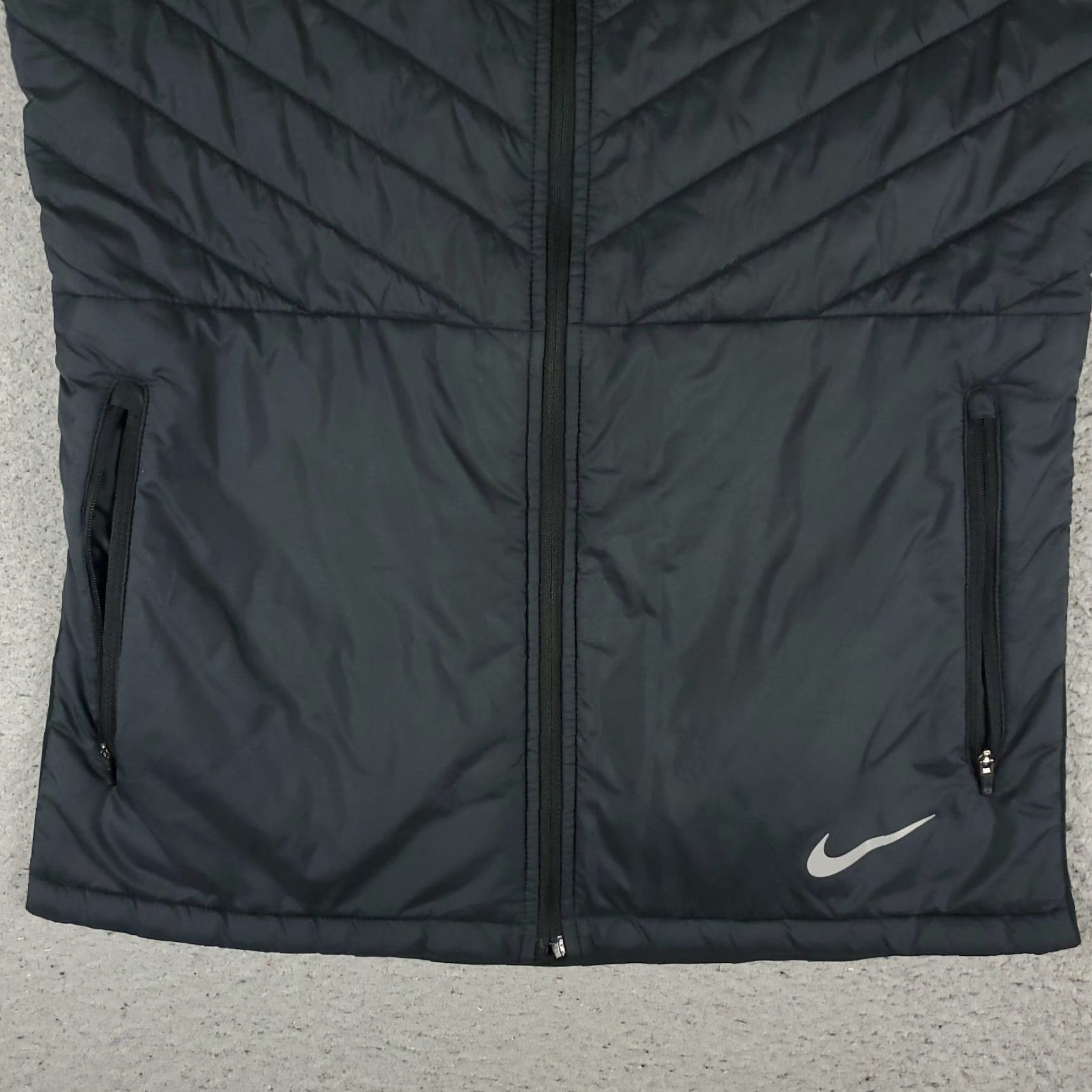 Nike Nike Vest Mens Small Black Aerolayer Quilted Full Zip Running Windbreaker, Full Zip, Jacket, Men, Nike, Black, Small, Regular Fit, Polyester, 1990s? Size US S / EU 44-46 / 1 - 3 Thumbnail
