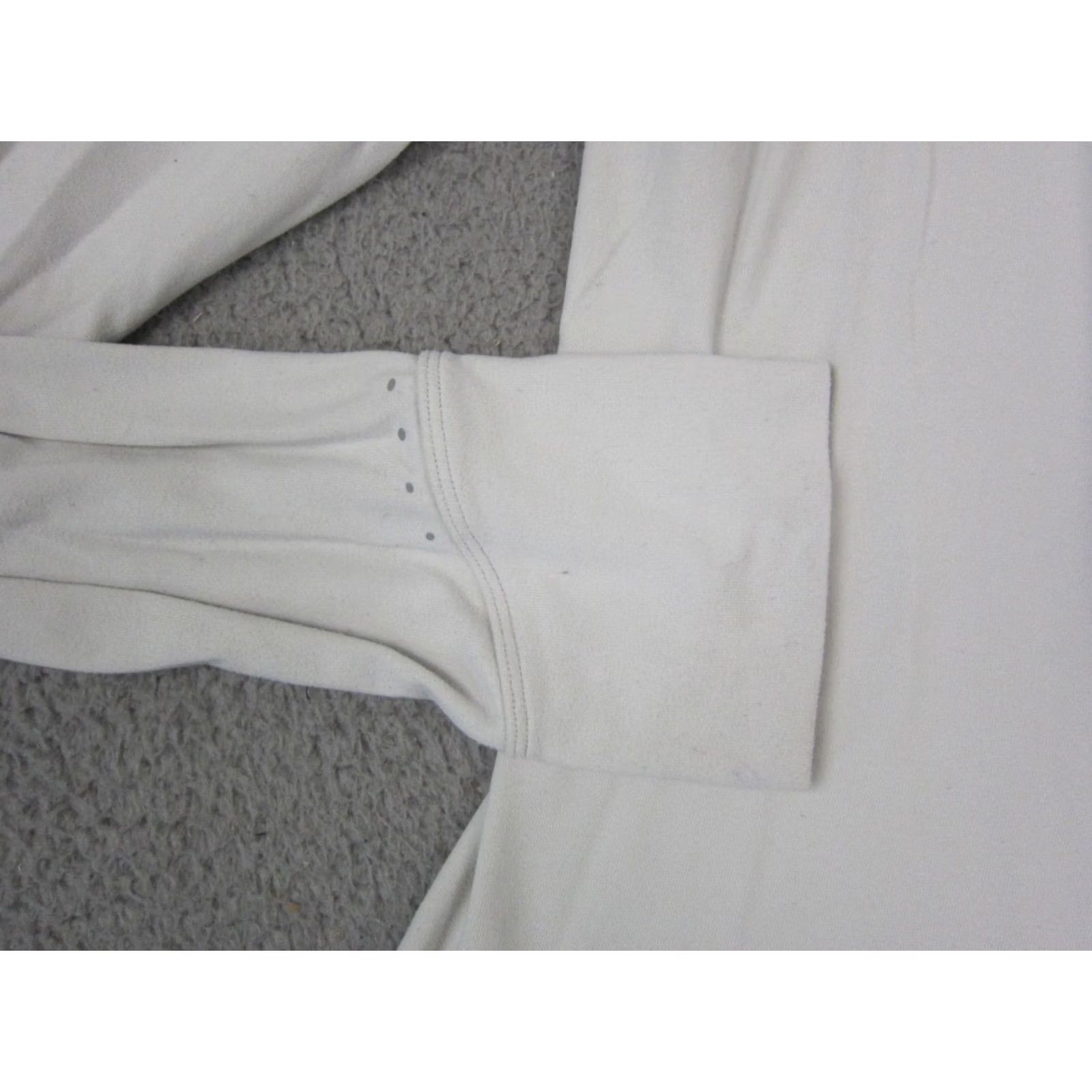 Lululemon Lululemon Women Shirt 8 Light Gray Running Mock Neck Long Sleeve Thumbhole Size M / US 6-8 / IT 42-44 - 3 Thumbnail