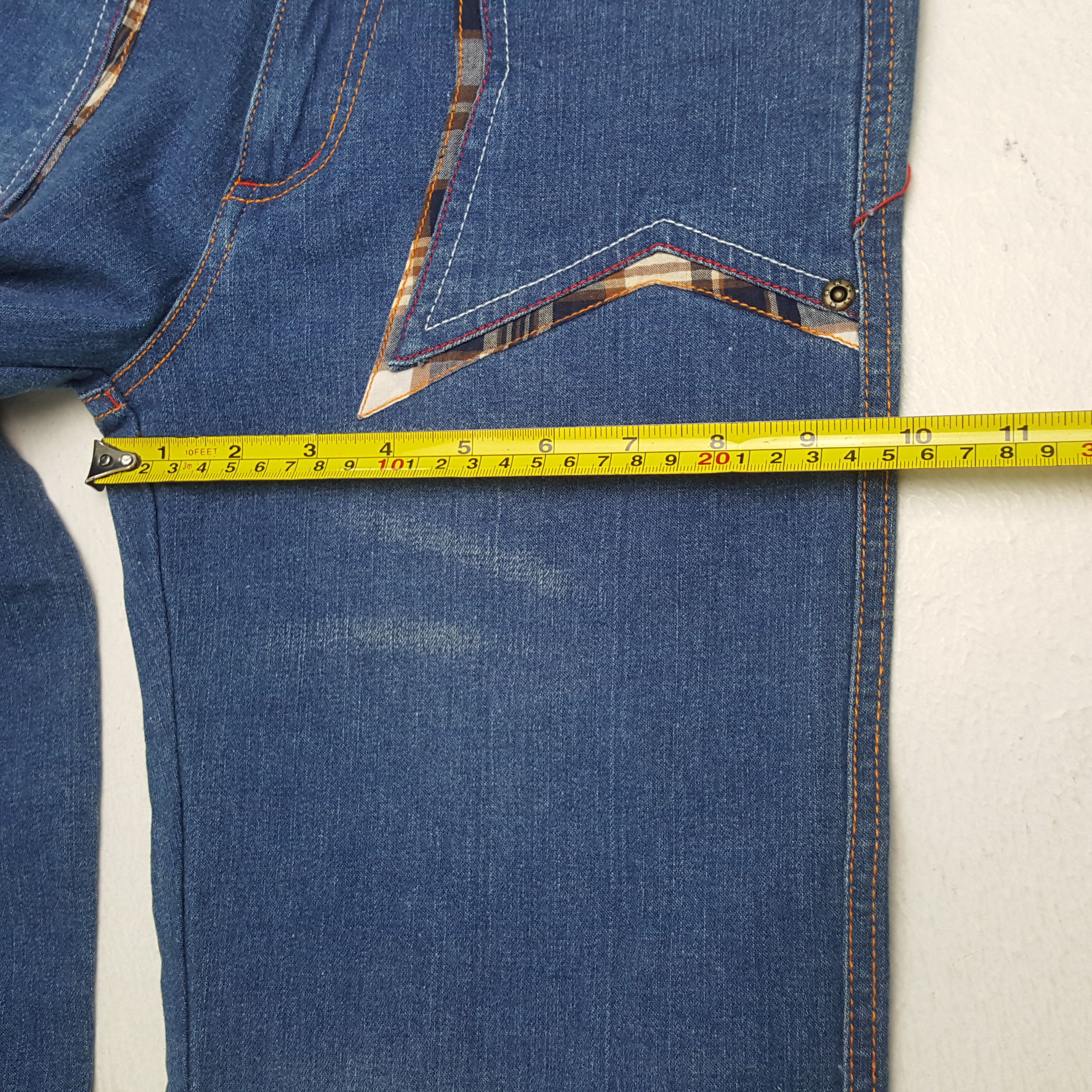 Vintage SKULLS XYZ Fashion Style Skulls Design Streetwear Jeans Size US 26 / EU 42 - 9 Thumbnail