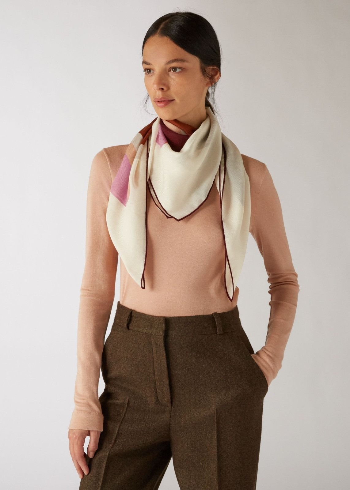 Loro Piana o1srvl11e0824 Size: OS / Pop Square Scarf in Multicolor Size ONE SIZE - 3 Thumbnail