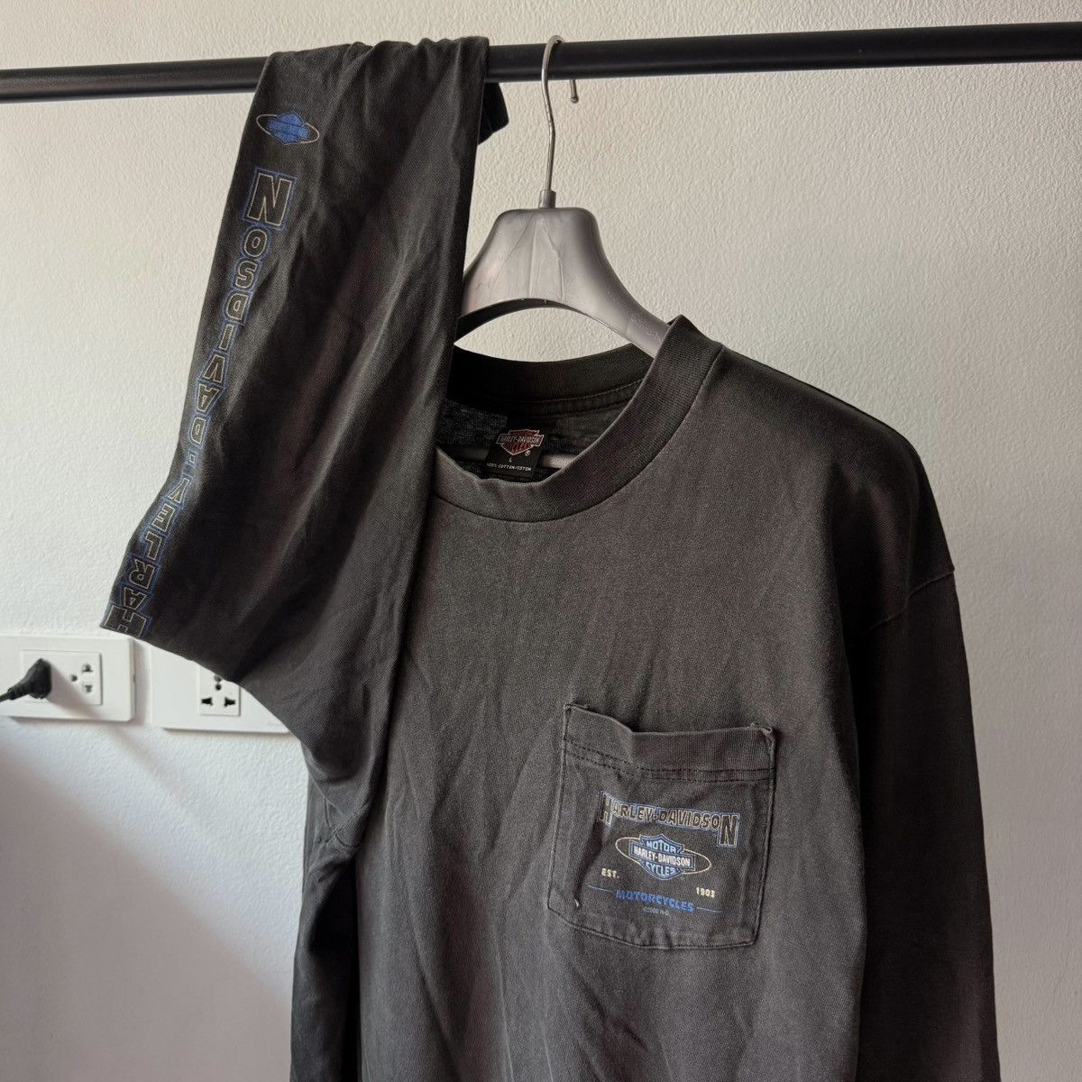 Harley Davidson vintage 2000s harley-davidson pocket long sleeve t-shirt Size US L / EU 52-54 / 3 - 1 Thumbnail