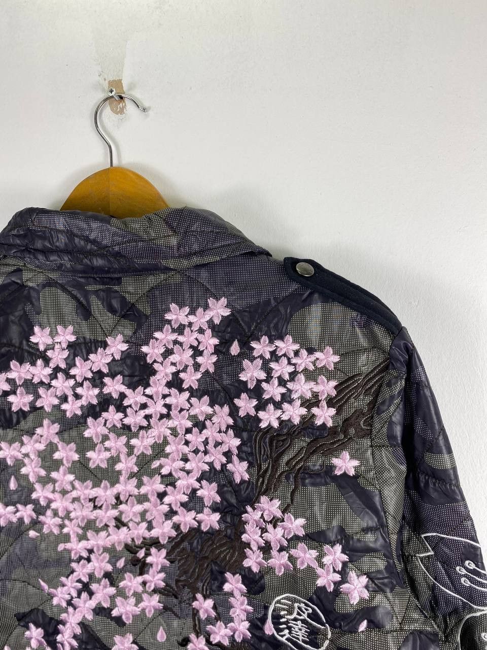 Japanese Brand japanese brands sukajan jacket sakura embroided nice design Size US XL / EU 56 / 4 - 12 Thumbnail