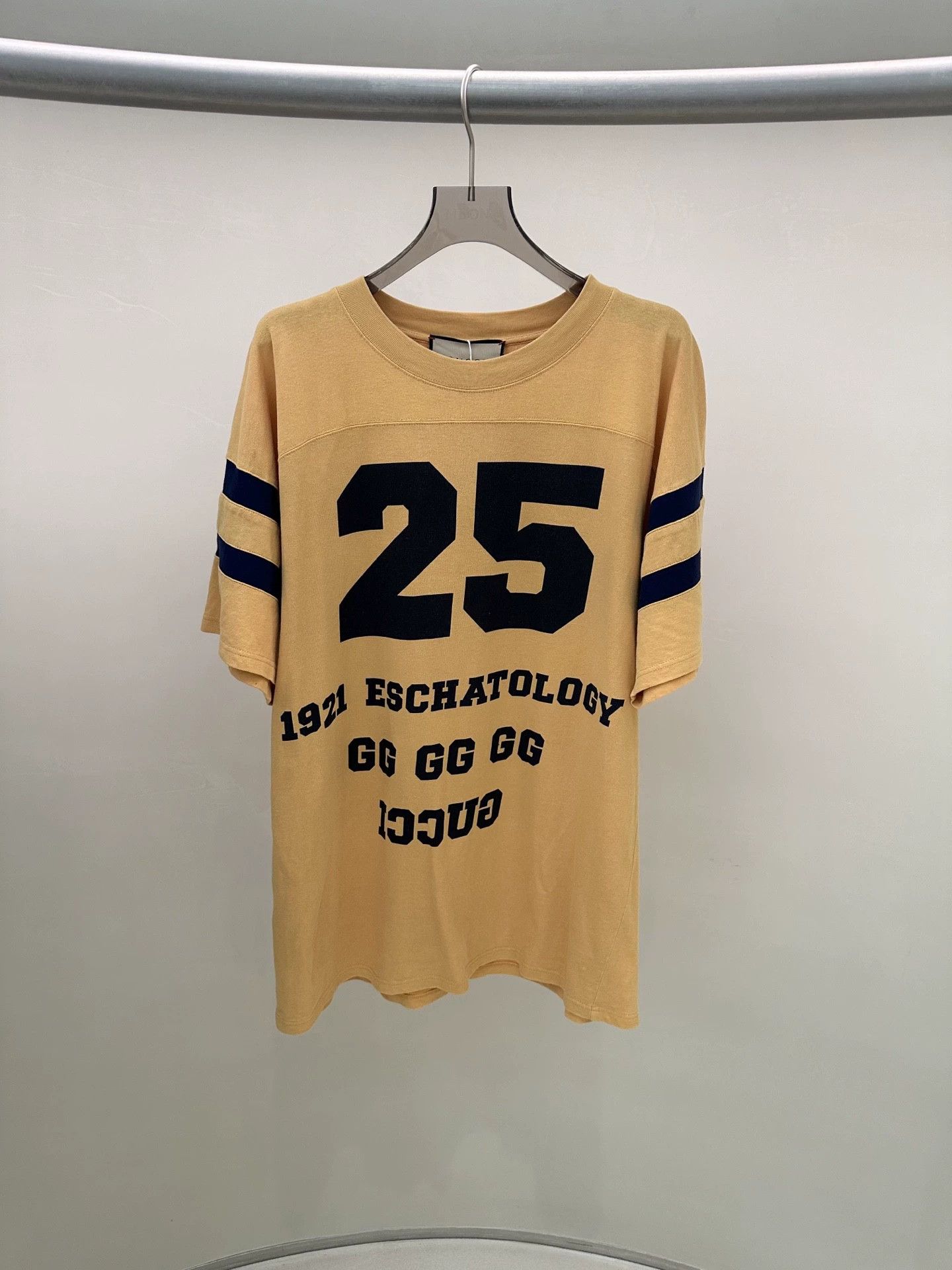 Gucci GUCCI yellow logo oversize T-shirt XS stained Size US XS / EU 42 / 0 - 1 Thumbnail