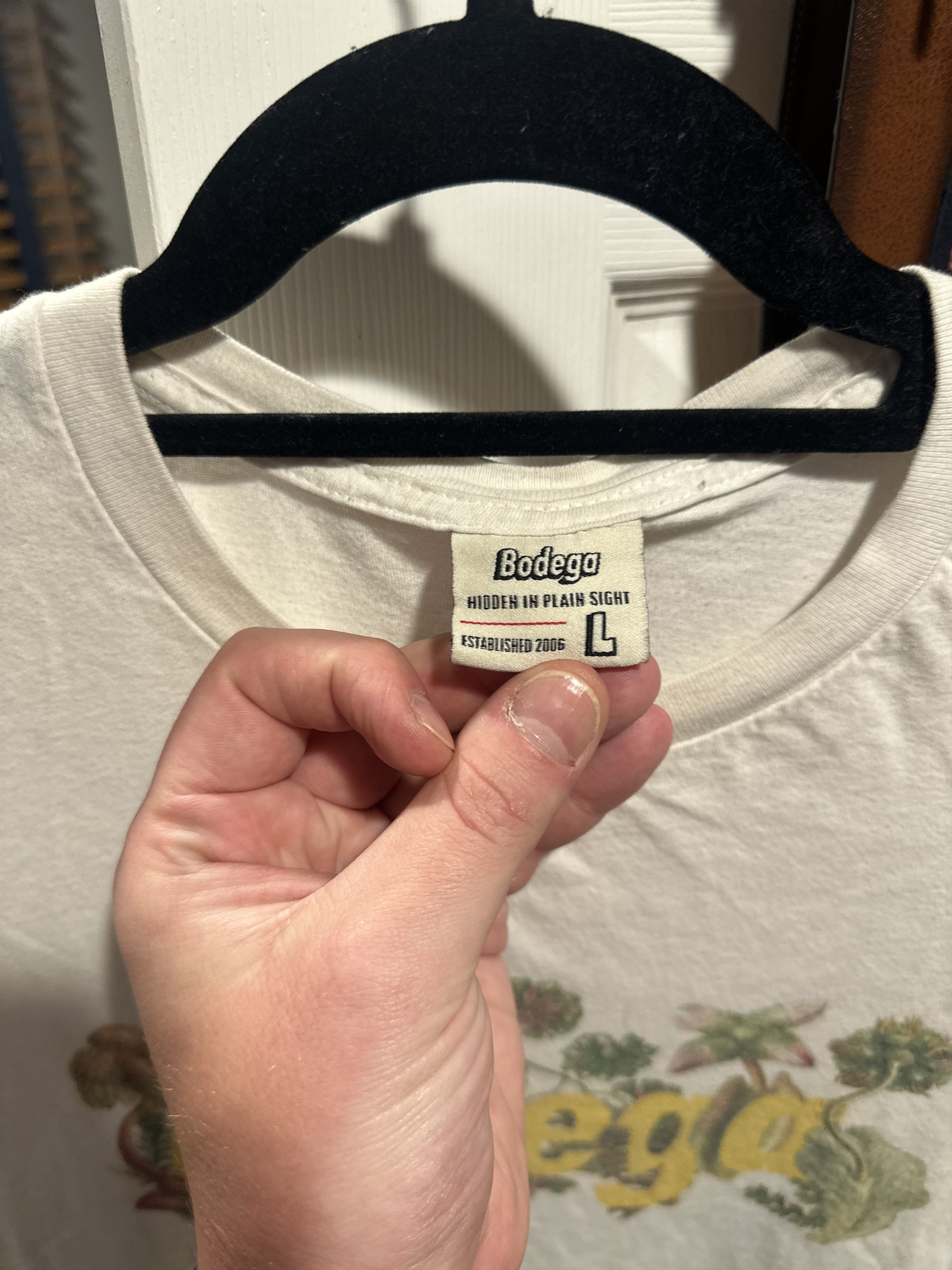 Bodega Bodega T Shirt (Boston) Flower Design Size US L / EU 52-54 / 3 - 2 Thumbnail