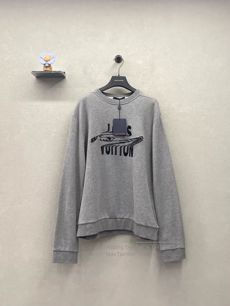 Louis Vuitton Louis Vuitton Twisted Letter Grey Hoodie Size US L / EU 52-54 / 3 - 1 Thumbnail