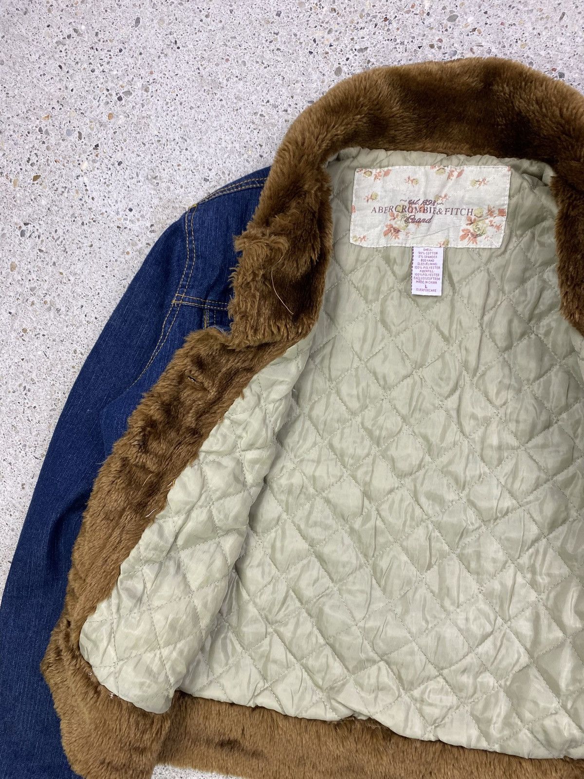Abercrombie & Fitch Abercrombie & fitch denim jeans jacket fux fur vintage Size M / US 6-8 / IT 42-44 - 13 Thumbnail
