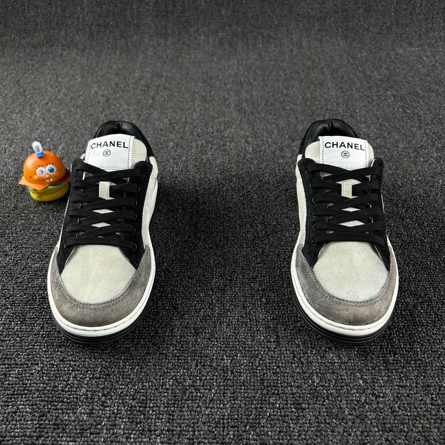 Chanel Chanel 24S Black/White/Gray suede paneled sneakers 36 Size US 5 / IT 35 - 2 Thumbnail