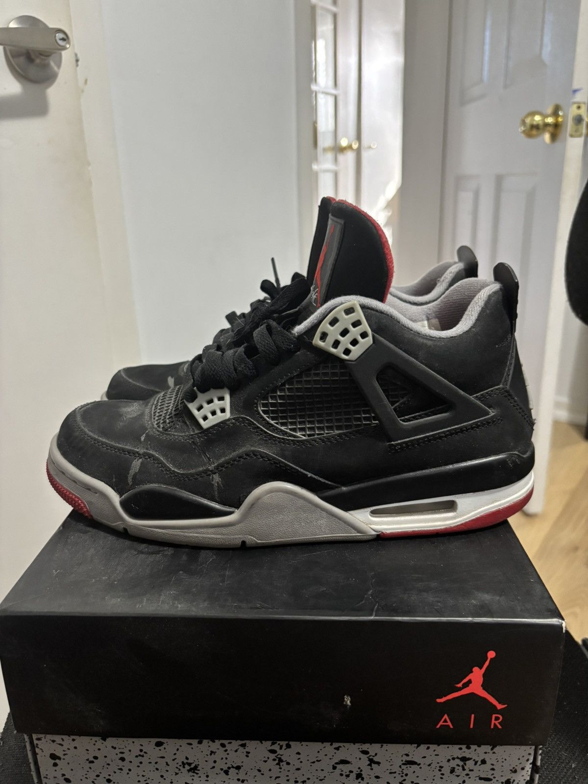 Jordan Brand Jordan Bred 4’s Size US 8.5 / EU 41-42 - 3 Thumbnail
