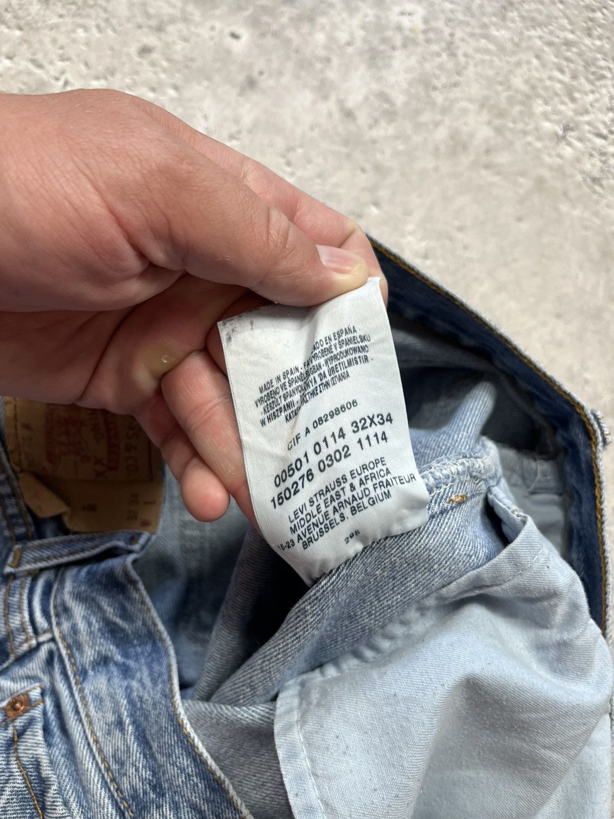 Levi's Levi’s 501 Light Blue Jeans 32x34 Made in Spain Paint Marks Size US 32 / EU 48 - 12 Thumbnail