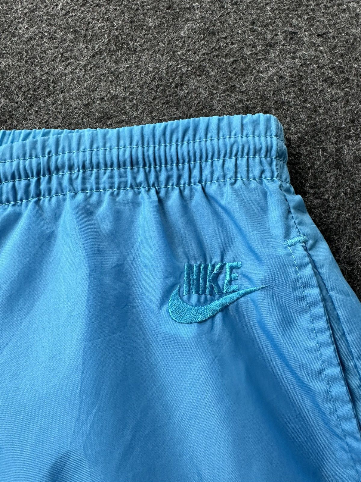 Vintage Vintage Nike 80s Nylon Track Pant A259 Size US 34 / EU 50 - 3 Thumbnail