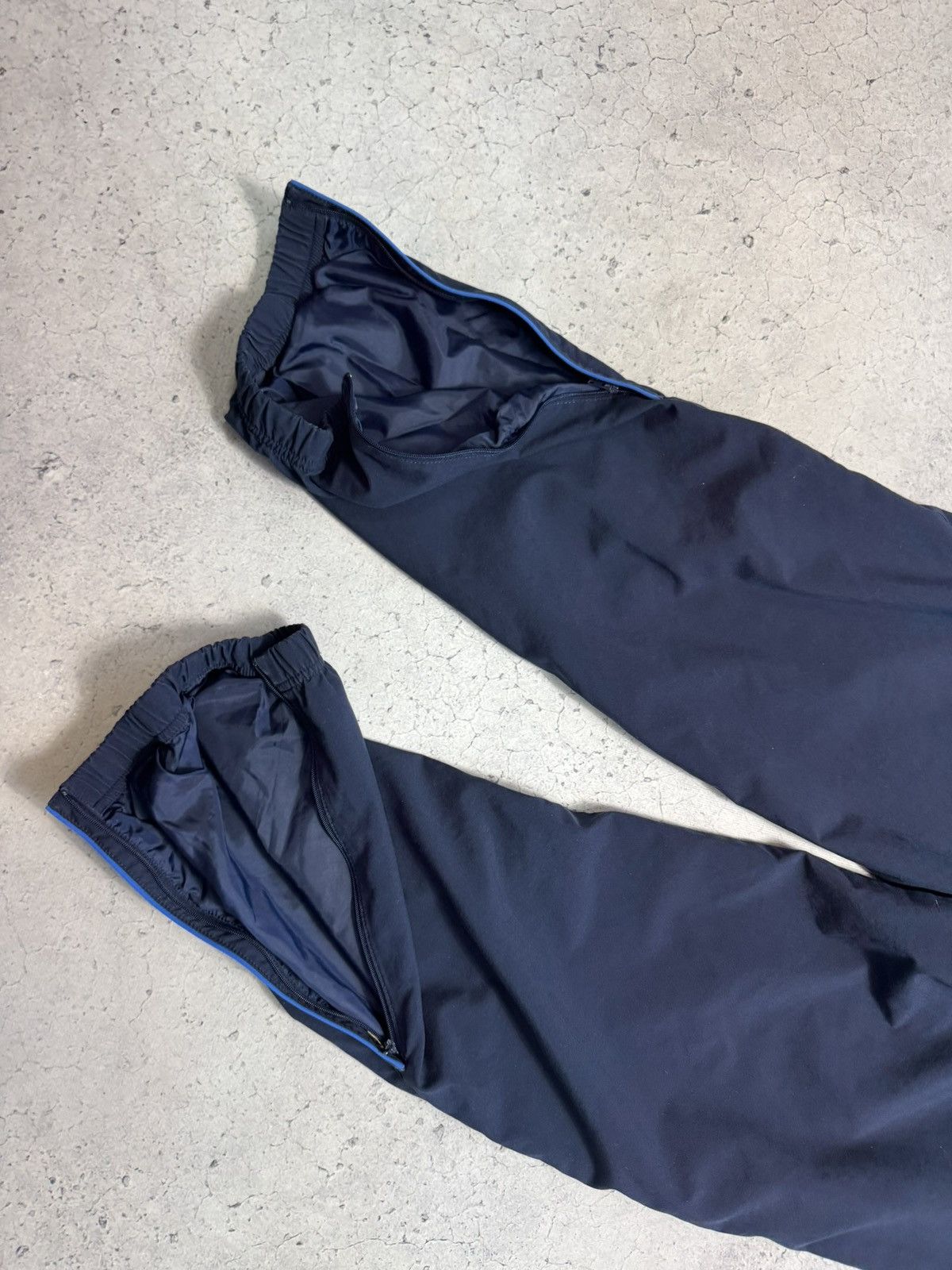 Nike Nike Nylon Vintage Baggy Track Pants Drill Swoosh Y2K Blue Size US 32 / EU 48 - 7 Thumbnail