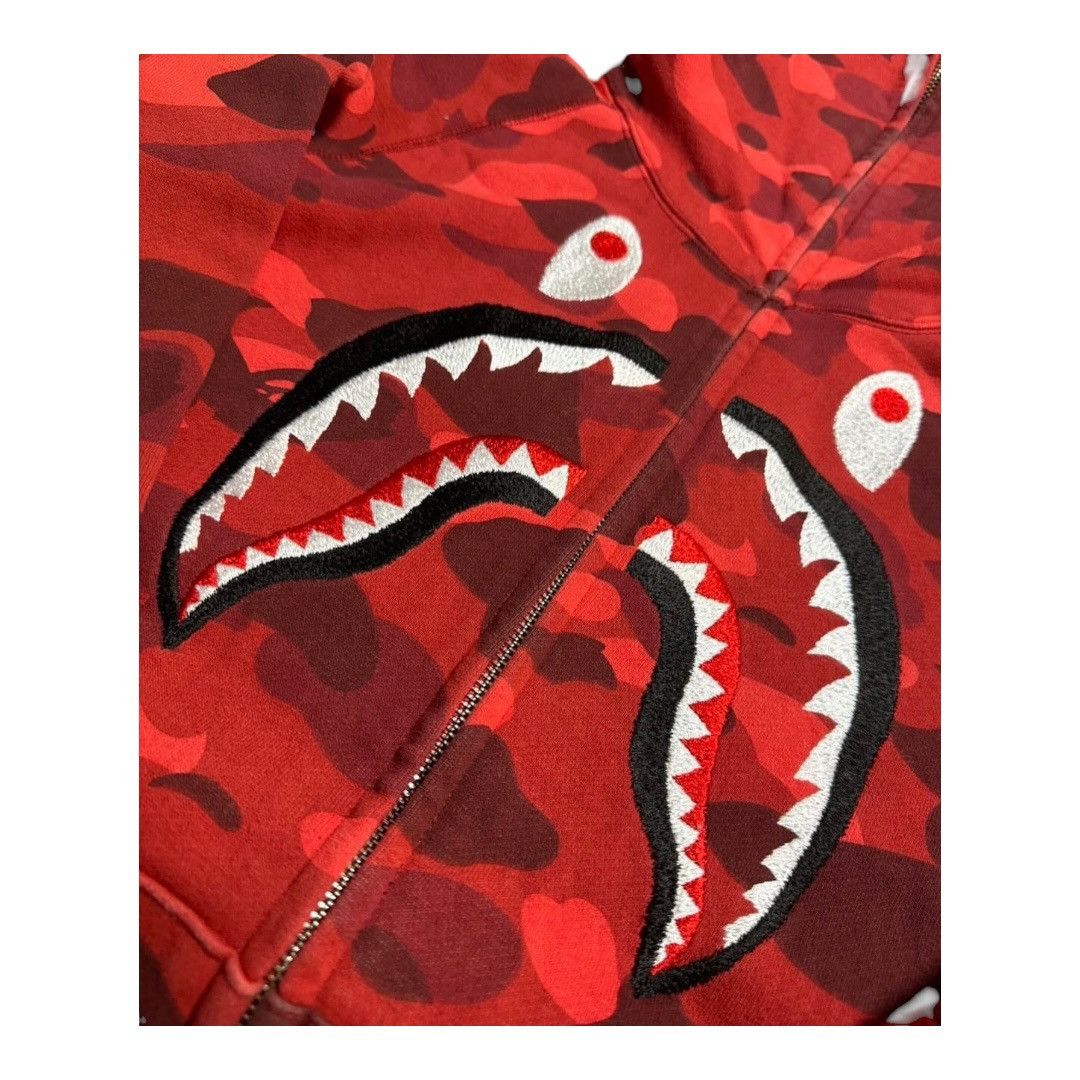 Bape BAPE Shark Embroidery Full zip hoodie Red camo Size US L / EU 52-54 / 3 - 5 Thumbnail