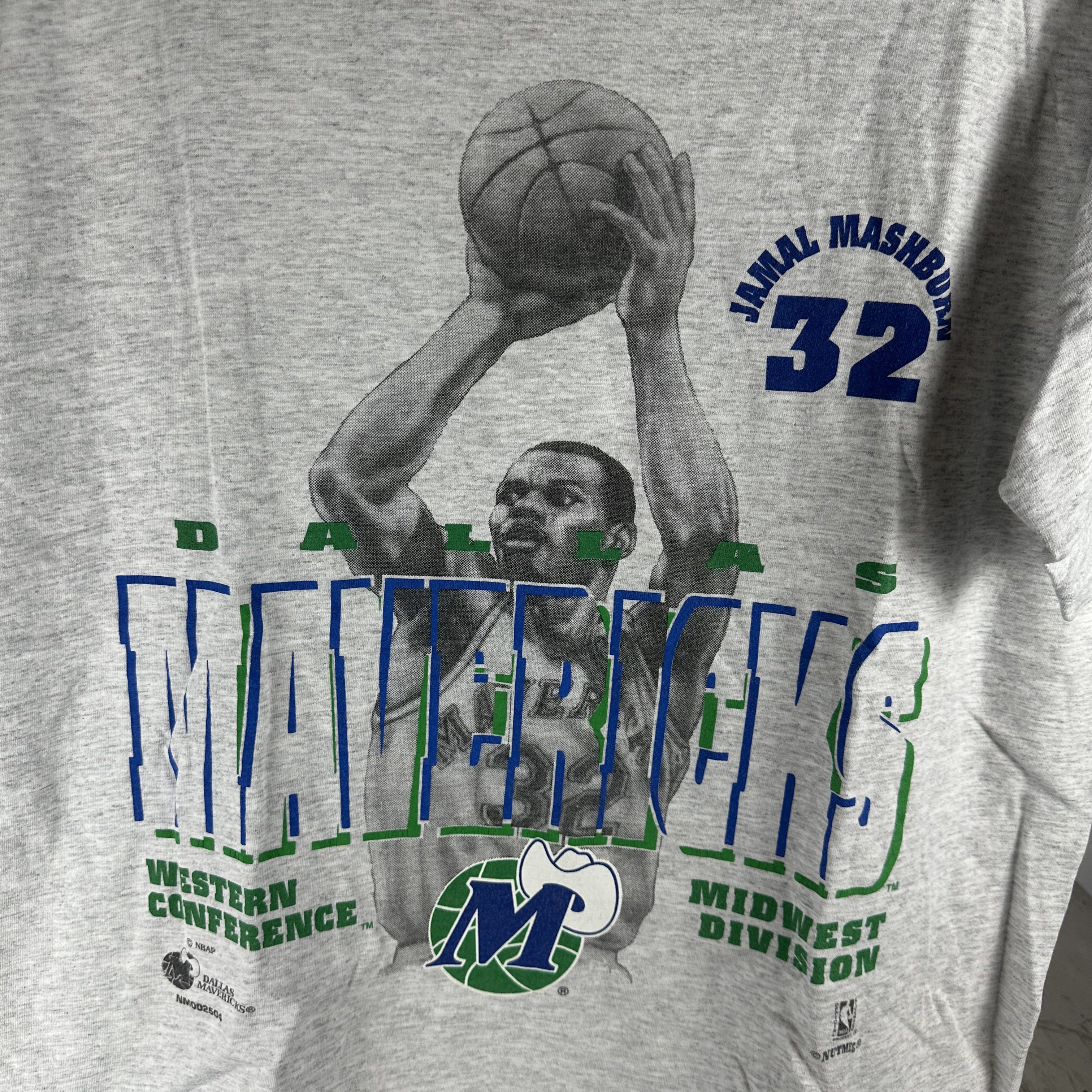 Vintage ​90s Jamal Mashburn Minnesota Timberwolves NBA T-shirt Size US XL / EU 56 / 4 - 2 Thumbnail