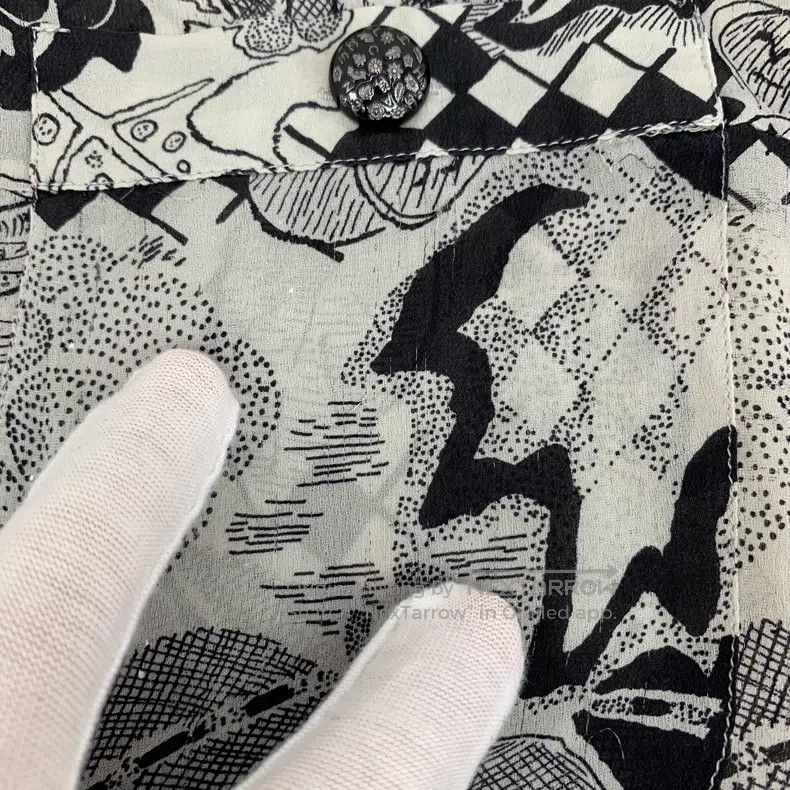 Chanel Chanel Gray camelia graffiti printed silk lapel long-sleev Size XS / US 0-2 / IT 36-38 - 8 Thumbnail