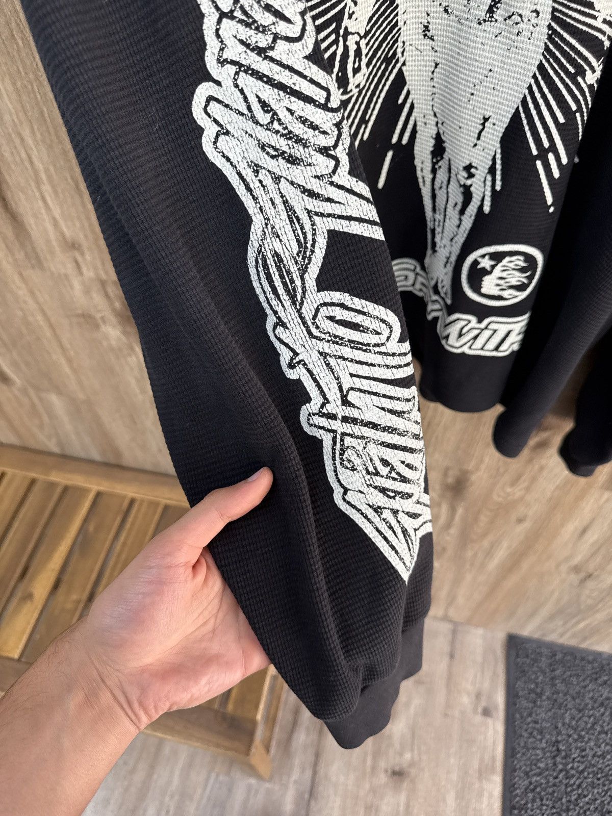 HELLSTAR Hellstar Black Thermal Long Sleeve Size US XXL / EU 58 / 5 - 6 Thumbnail