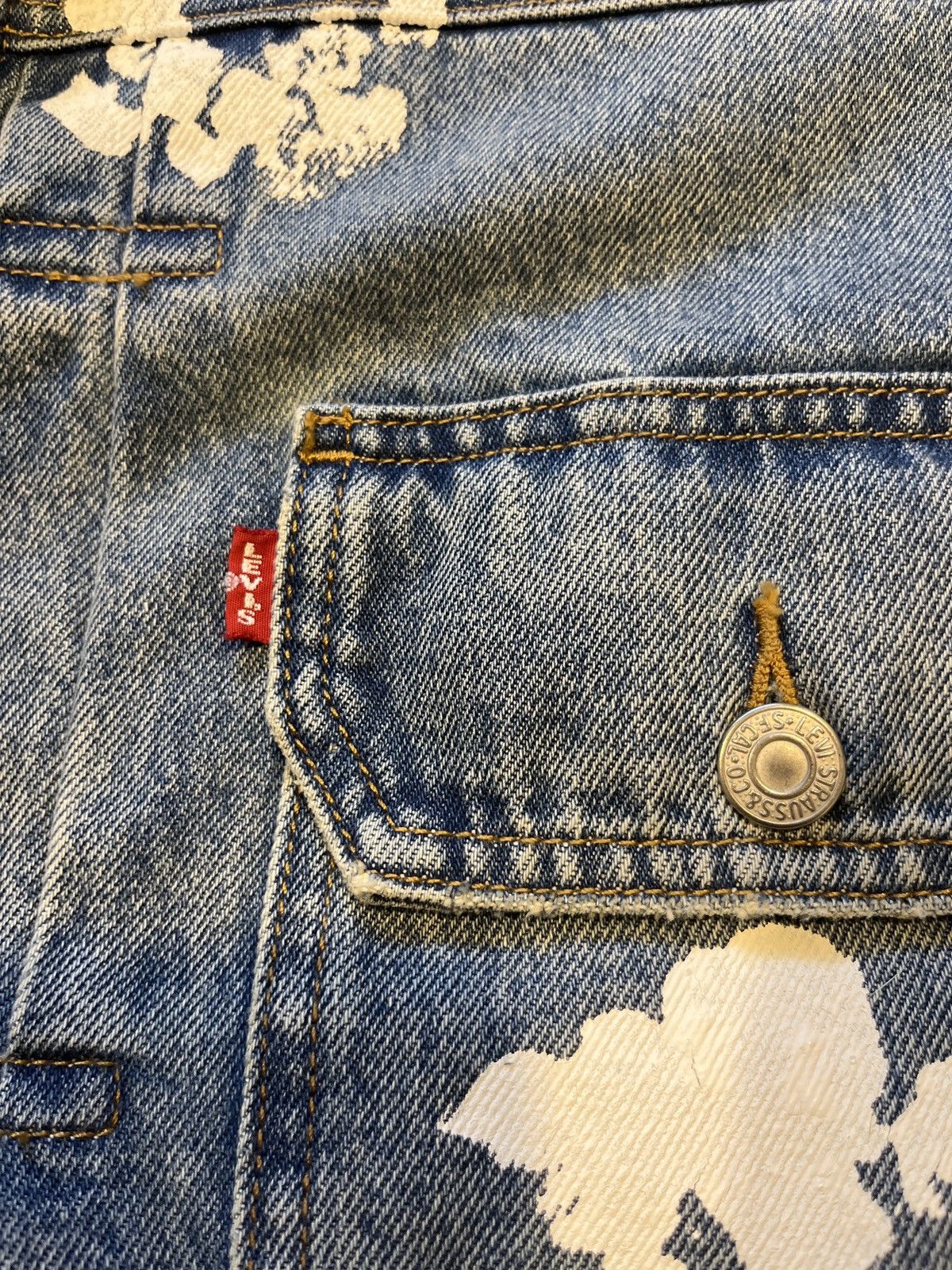 DENIM TEARS × Levi's Denim tears levis Type-2 All Over Wreath Light Wash Size US XL / EU 56 / 4 - 7 Thumbnail