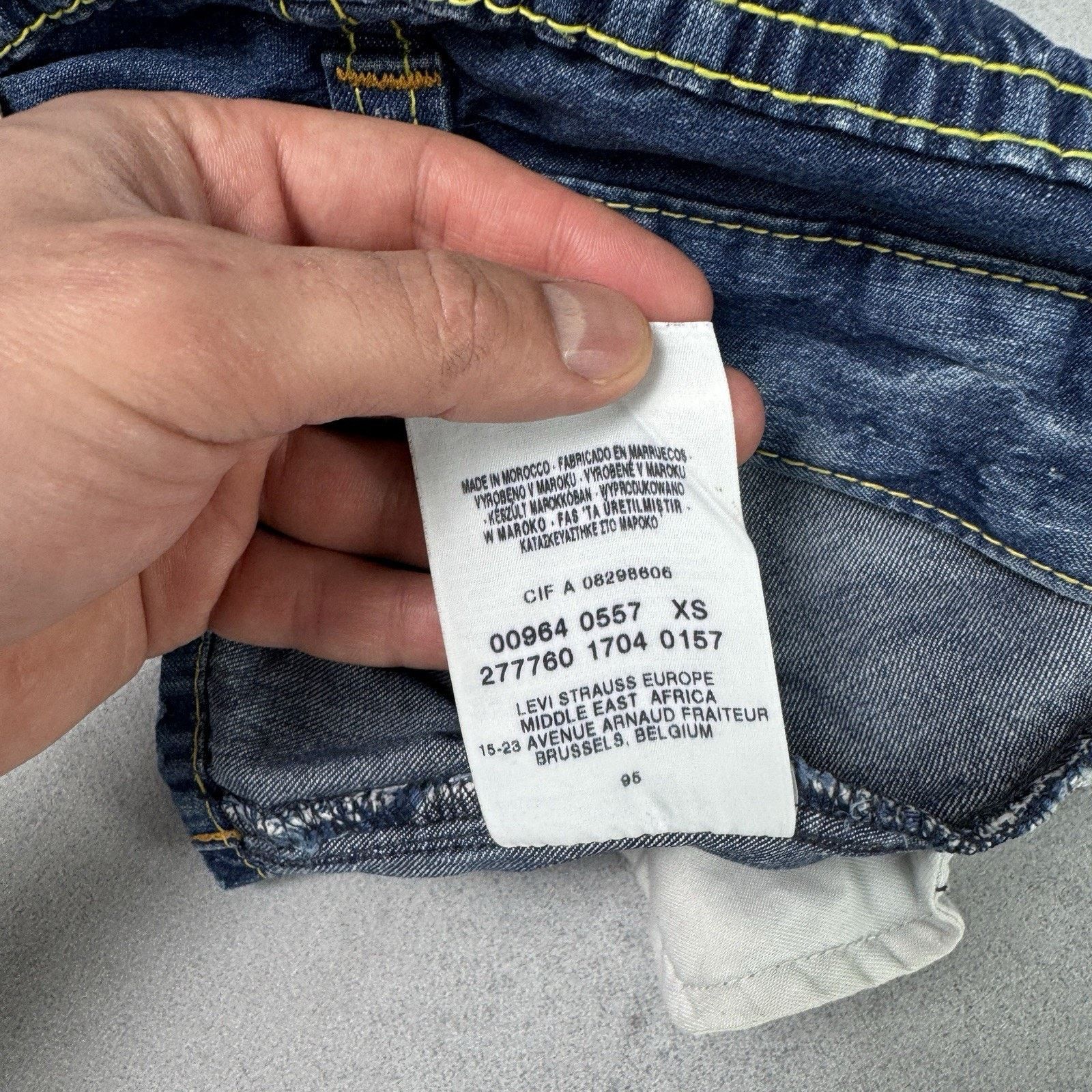 Levi's Vintage Levis Mini Skirt Size Sx Blue Denim Short Size 28" / US 6 / IT 42 - 12 Thumbnail