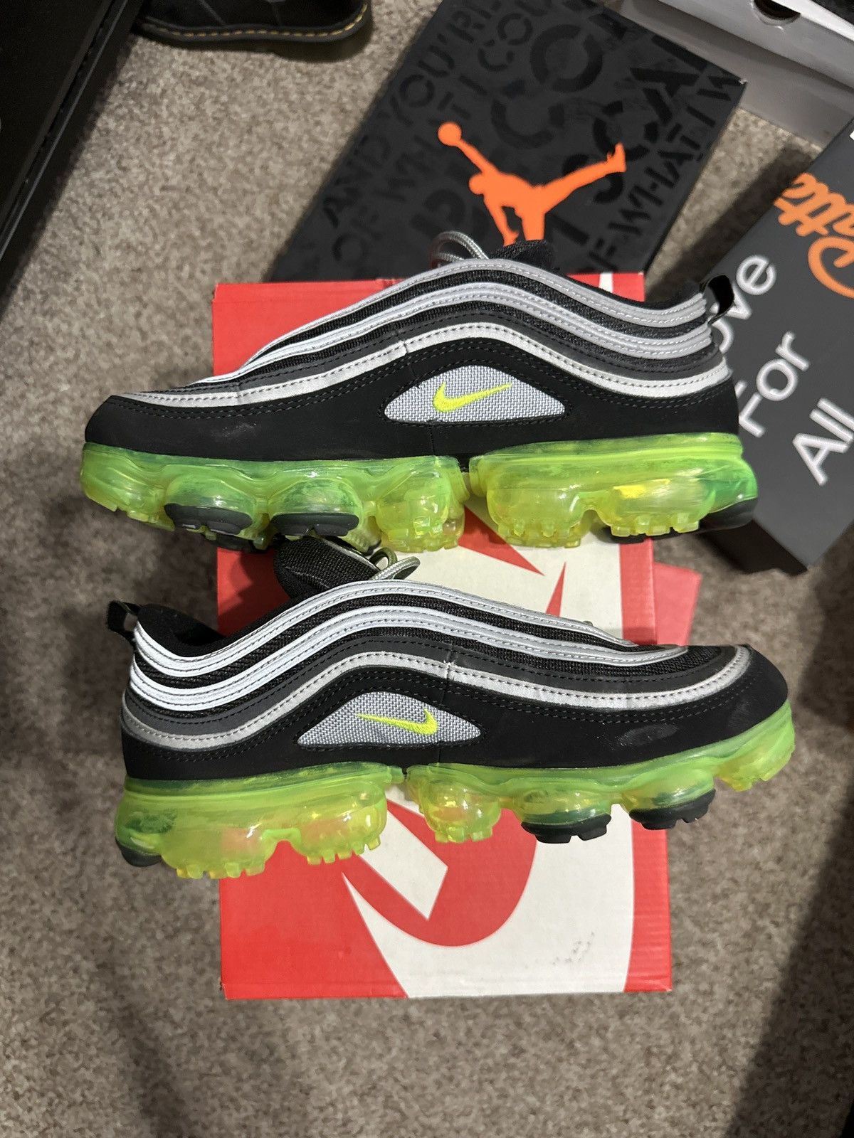 Nike Air Vapormax ‘97 Size US 7.5 / EU 40-41 - 2 Thumbnail