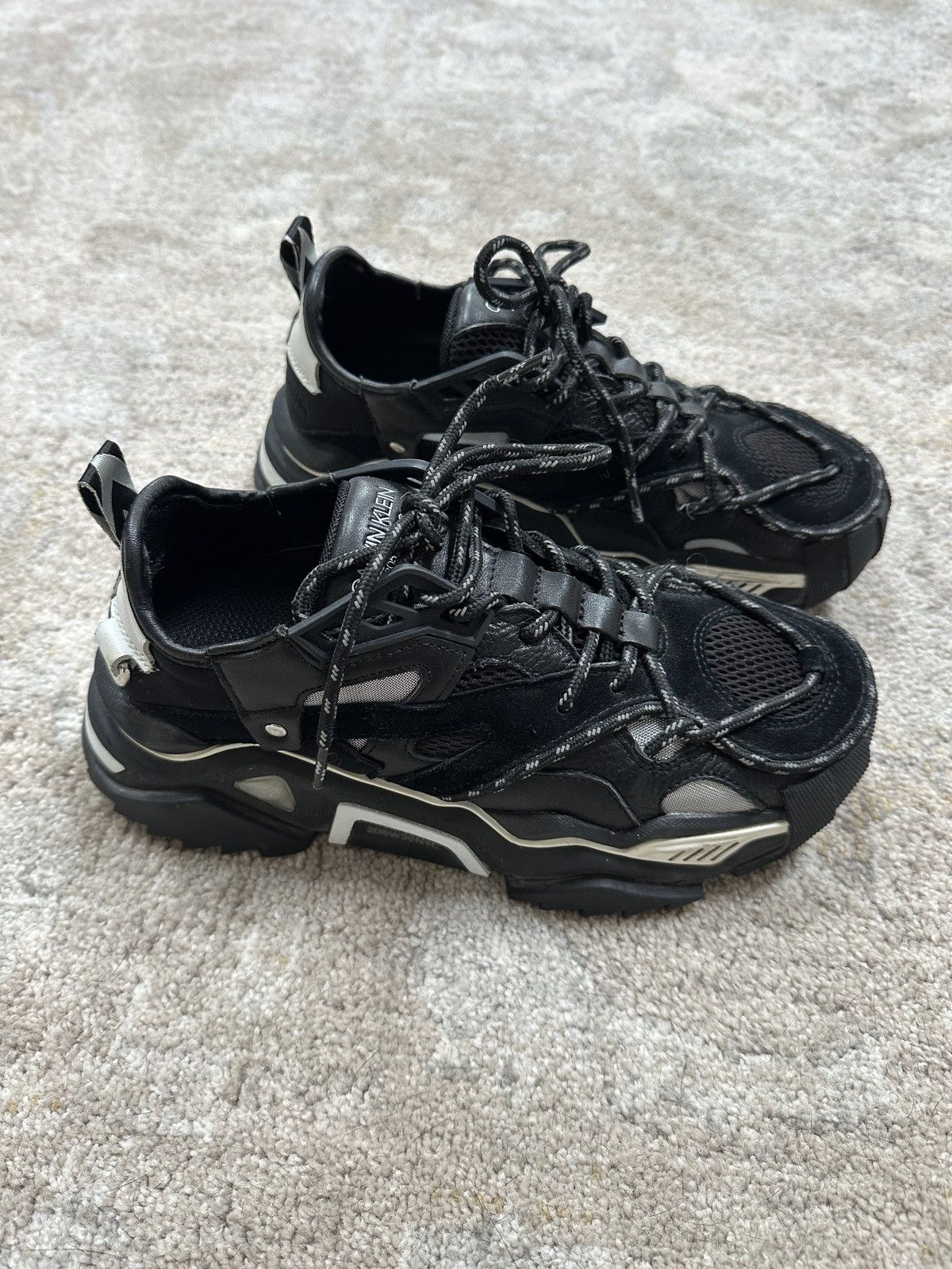 Calvin Klein 205W39NYC Calvin Klein 205W39NYC Leather Sneakers Size US 8 / EU 41 - 2 Thumbnail