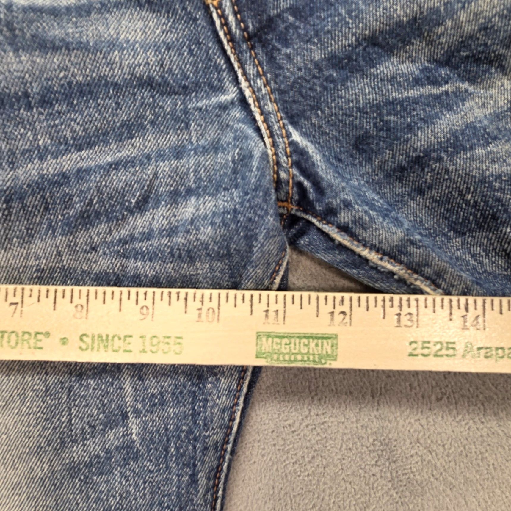 Levi's Levis 501 Jeans Mens Regular Blue Denim 501 CT Distressed Pockets Button 30x31 Slim Tapered Whiskers Honeycomb Medium Wash Size US 30 / EU 46 - 6 Thumbnail