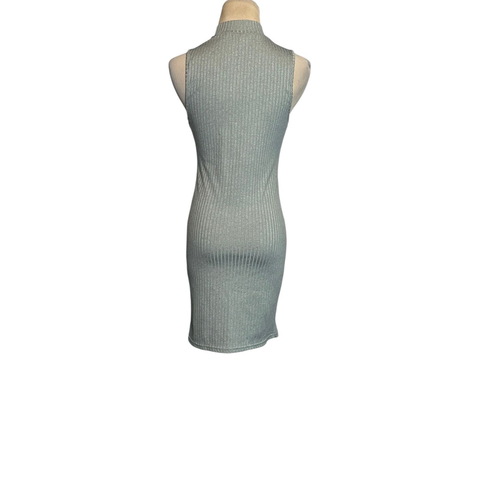 Forever 21 Forever 21 gray ribbed sleeveless bodycon dress size Small Size S / US 4 / IT 40 - 13 Thumbnail
