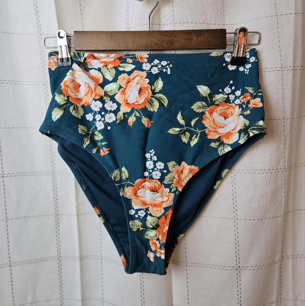 Other Cupshe High Rise Swim Bottom Size ONE SIZE - 1 Thumbnail