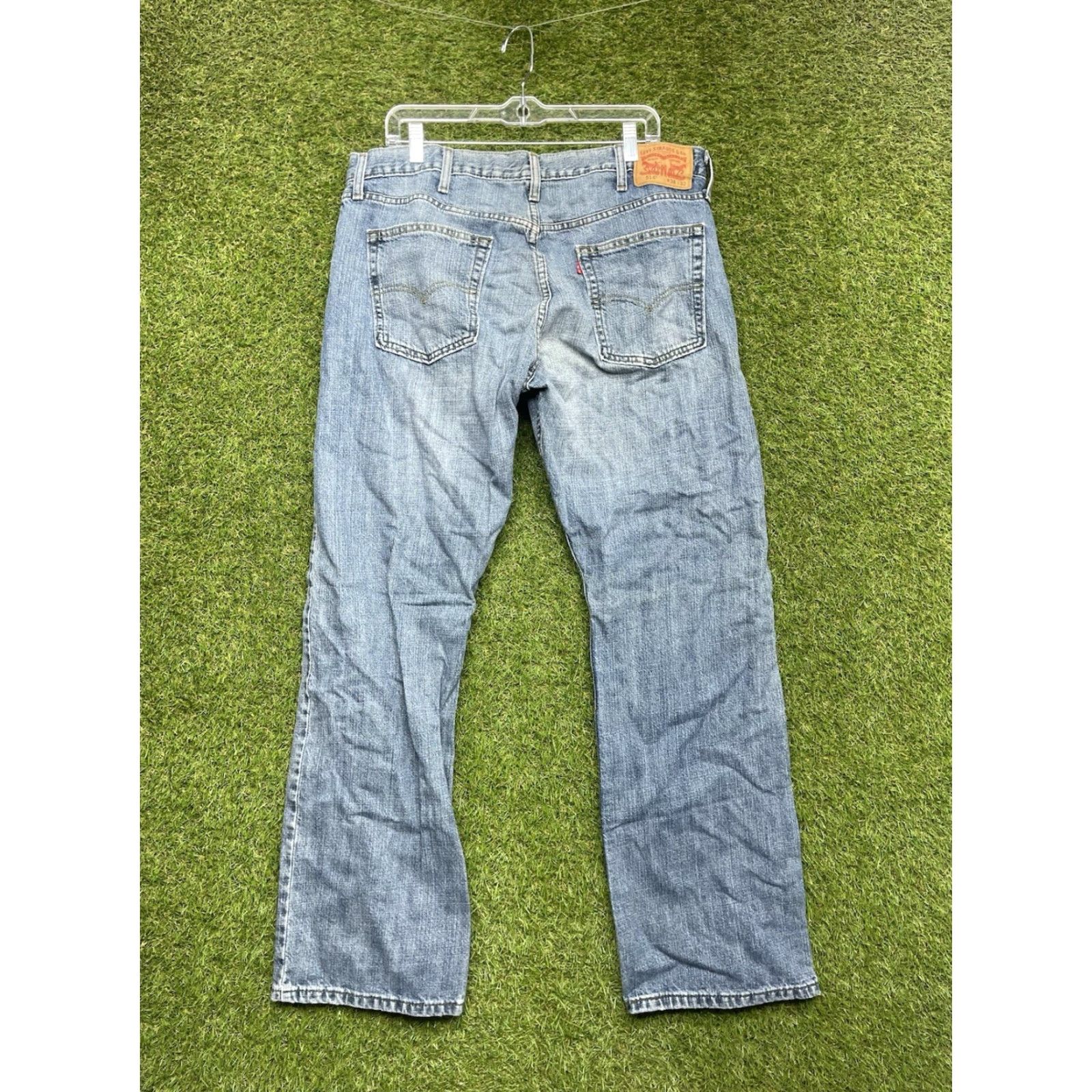 Levi's VINTAGE Levis 514 Jeans Mens 38x32 Straight Regular Denim Light Blue 514 Levi's Men Jeans 514 Regular Blue 38 32 Mens Mens Jeans Size US 38 / EU 54 - 2 Thumbnail