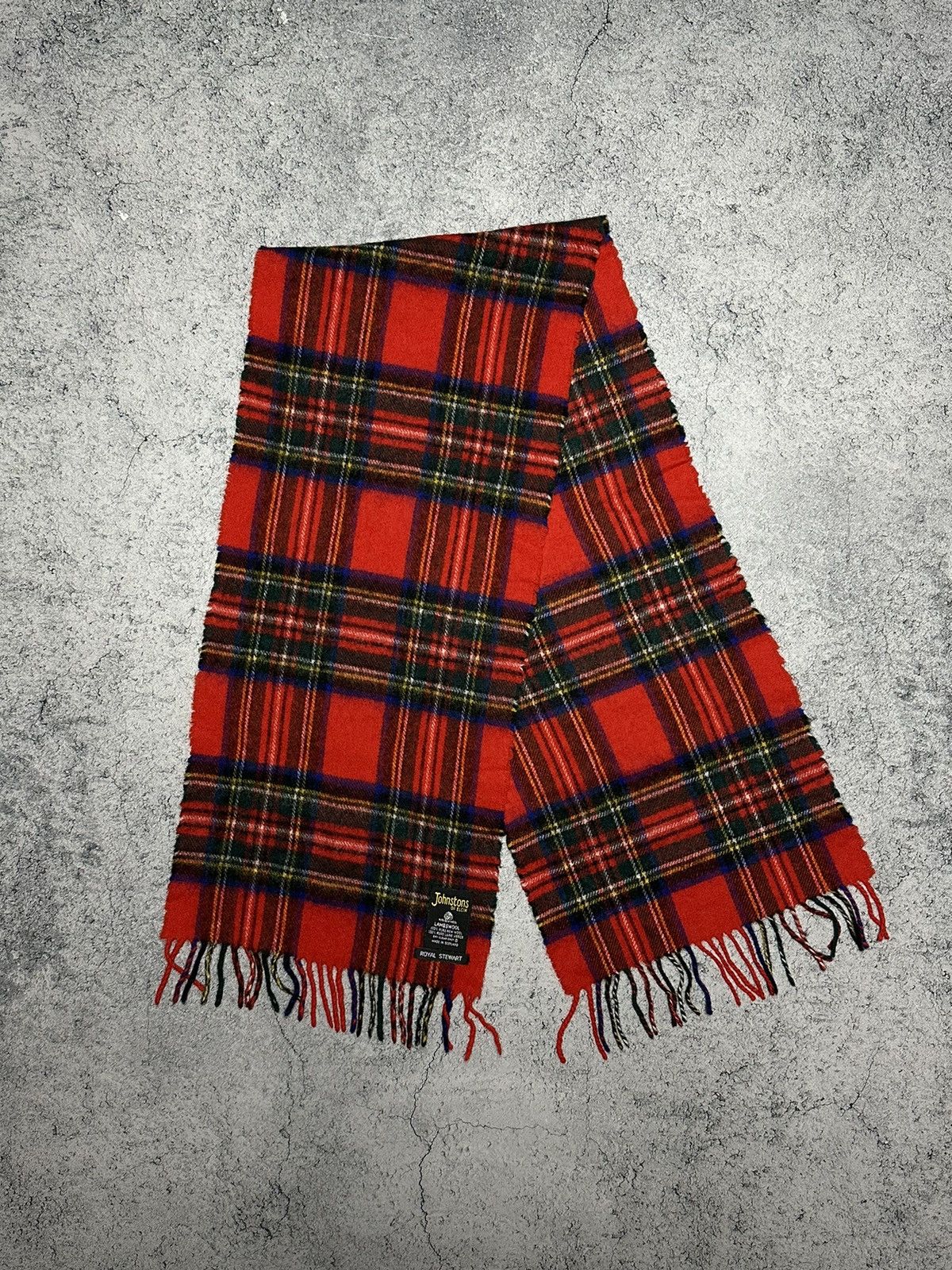 Johnstons Of Elgin × Vintage Johnstons Of Elgin Lambswool Scotland Scarf Muffler Size ONE SIZE - 1 Thumbnail