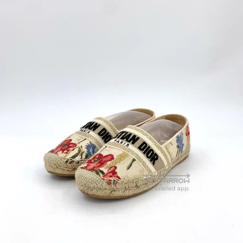 Dior Dior Beige floral letter embroidery fabric one-pedal fishe Size US 6.5 / IT 36.5 - 1 Thumbnail