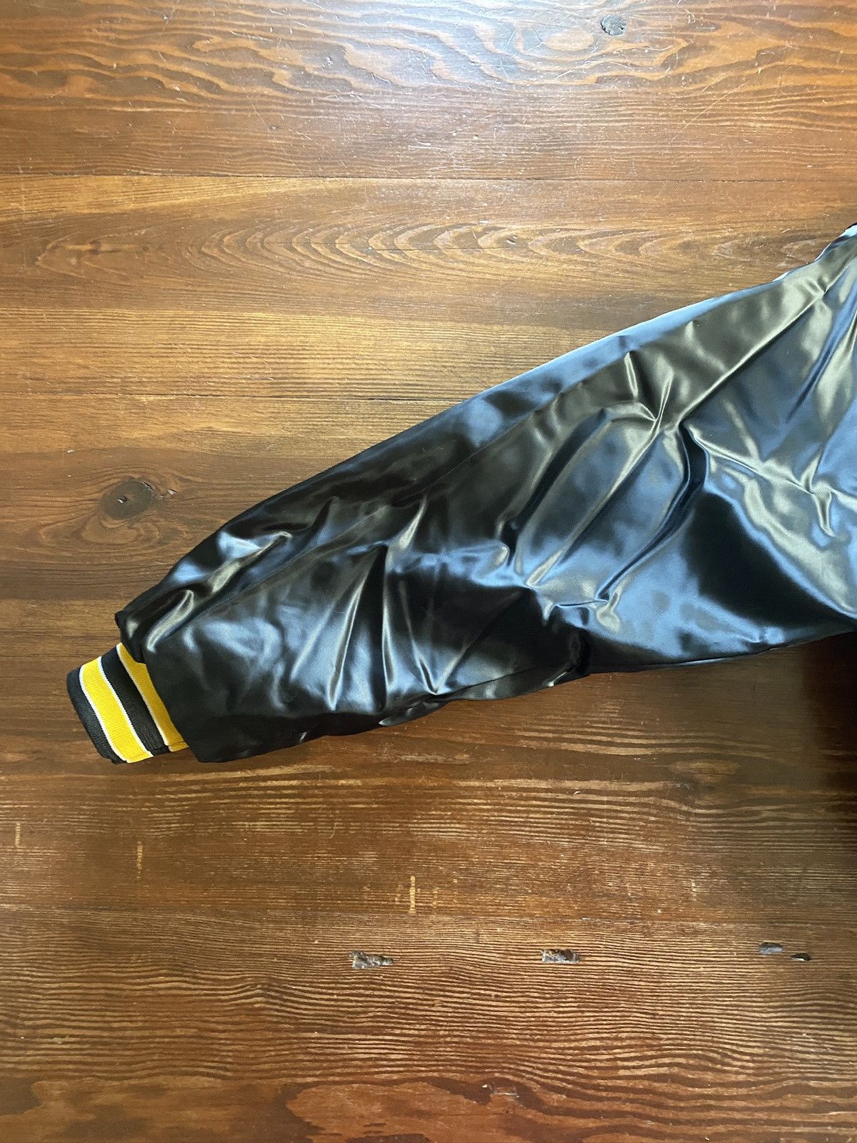 NHL × Swingster × Vintage Vintage 80’s Boston Bruins Satin Swingster Bomber Jacket Size US XL / EU 56 / 4 - 18 Thumbnail