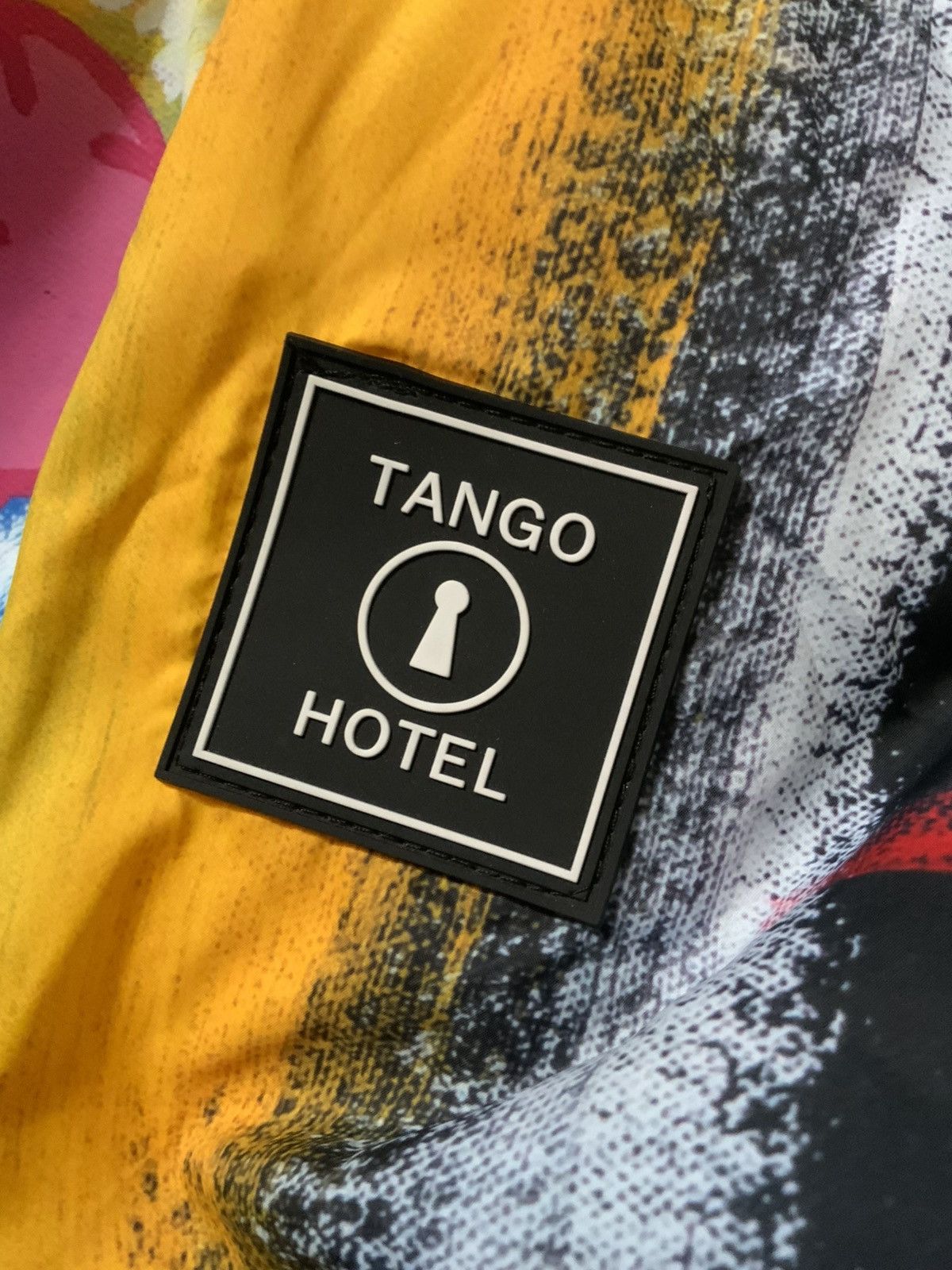 Other Tango Hotel I Want My Roses Skull Windbreaker Zip AOP Jacket Size US M / EU 48-50 / 2 - 6 Thumbnail