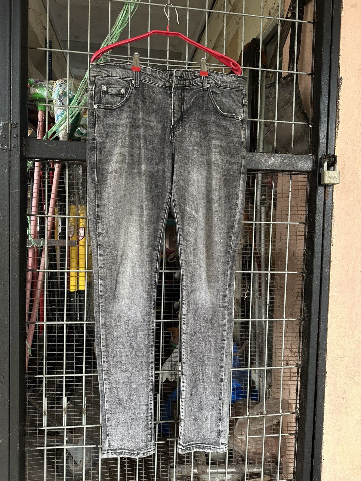 Dolce & Gabbana 👹Vintage Dolce & Gabbana Washed Slim-Fit Jeans Size US 32 / EU 48 - 6 Thumbnail