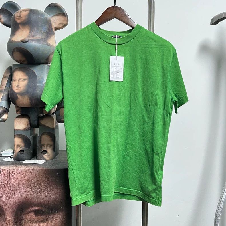 Louis Vuitton Louis Vuitton Green embossed short sleeve 2504-Nextarrow Size US S / EU 44-46 / 1 - 1 Thumbnail