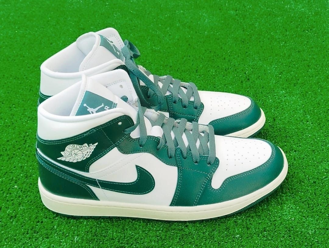 Jordan Brand Shoes Air Jordan 1 Unisex. Size US 9 / EU 42 - 1 Thumbnail