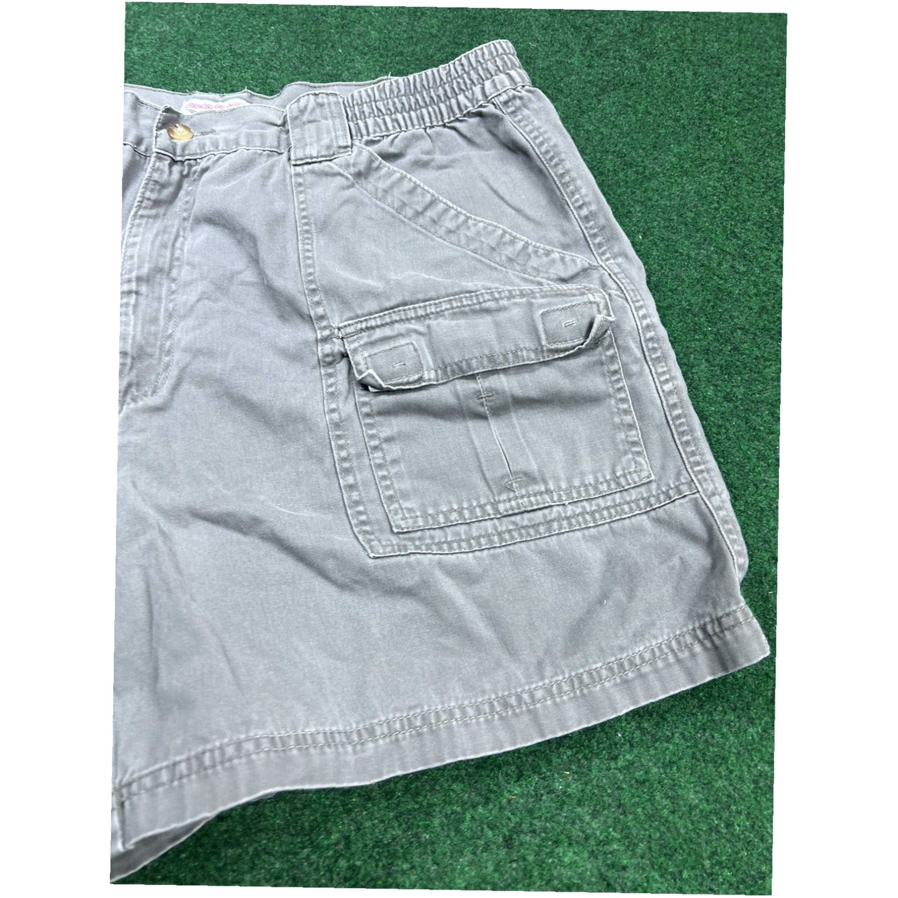 Vintage Boca Classics Men's 36 (tagged 40) Gray Cargo shorts w/Pockets Hiking casual Size US 36 / EU 52 - 2 Thumbnail