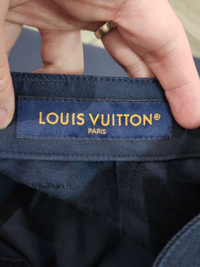 Louis Vuitton Louis Vuitton Dark Blue Mid-Rise Side Pockets Straight Leg Size US 38 / EU 54 - 8 Thumbnail